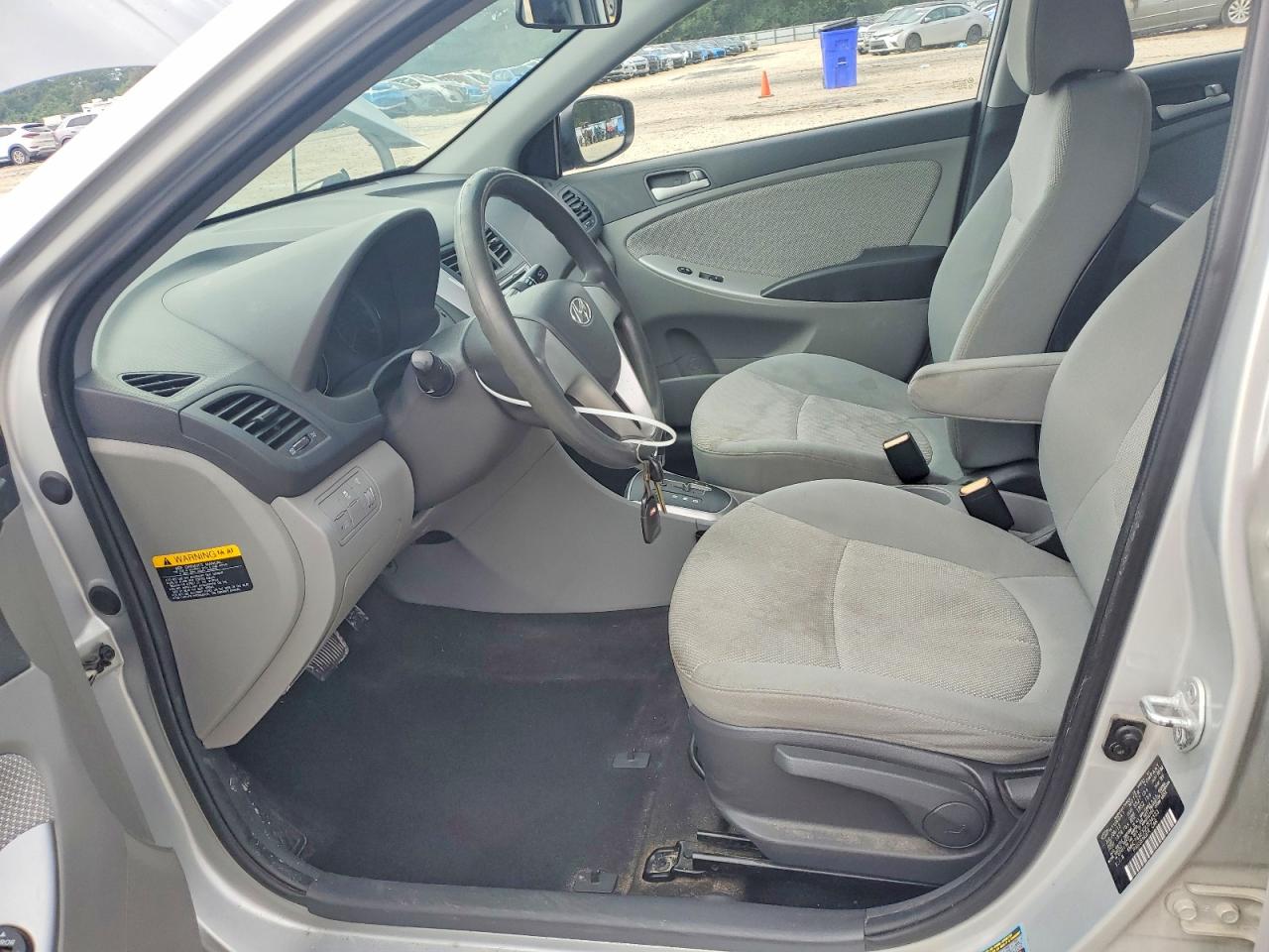 2013 Hyundai Accent Gls Silver vin: KMHCT4AEXDU534333