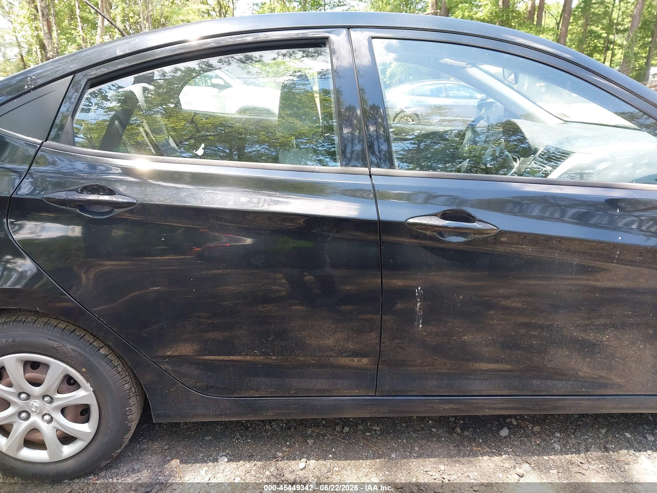 2013 Hyundai Accent Gls Black vin: KMHCT4AEXDU556445
