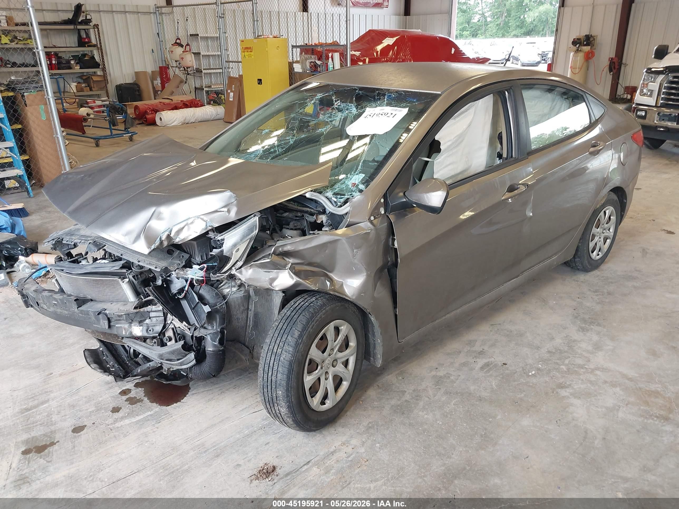 2013 Hyundai Accent Gls Brown vin: KMHCT4AEXDU579692