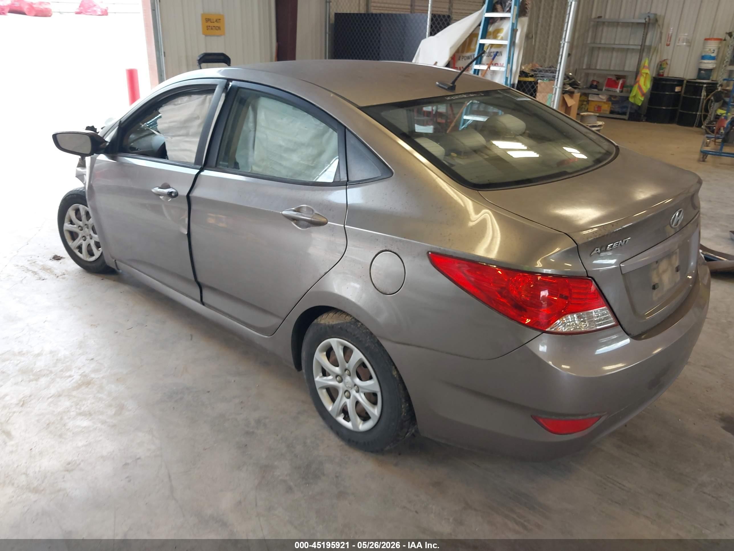 2013 Hyundai Accent Gls Brown vin: KMHCT4AEXDU579692