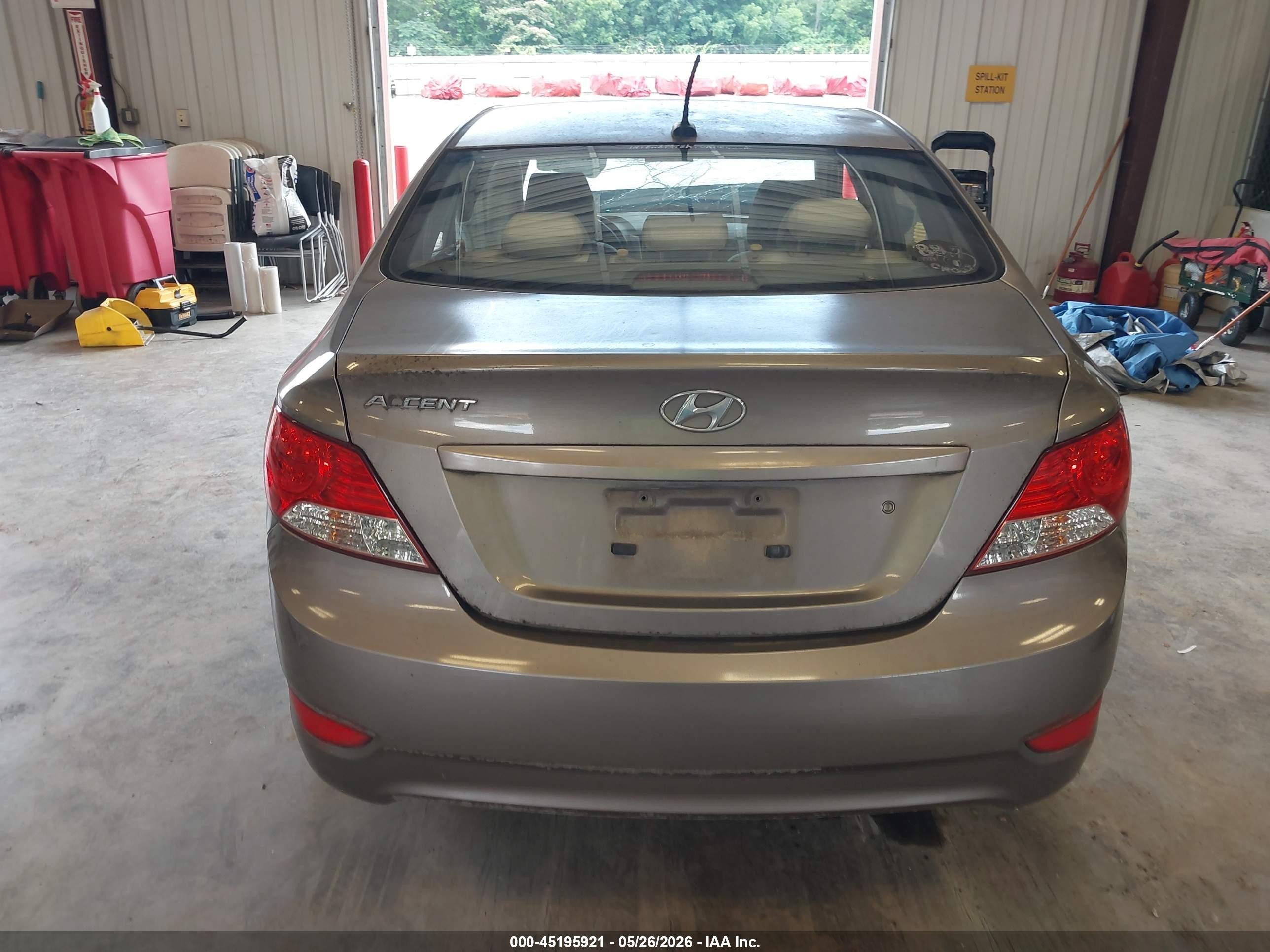 2013 Hyundai Accent Gls Brown vin: KMHCT4AEXDU579692