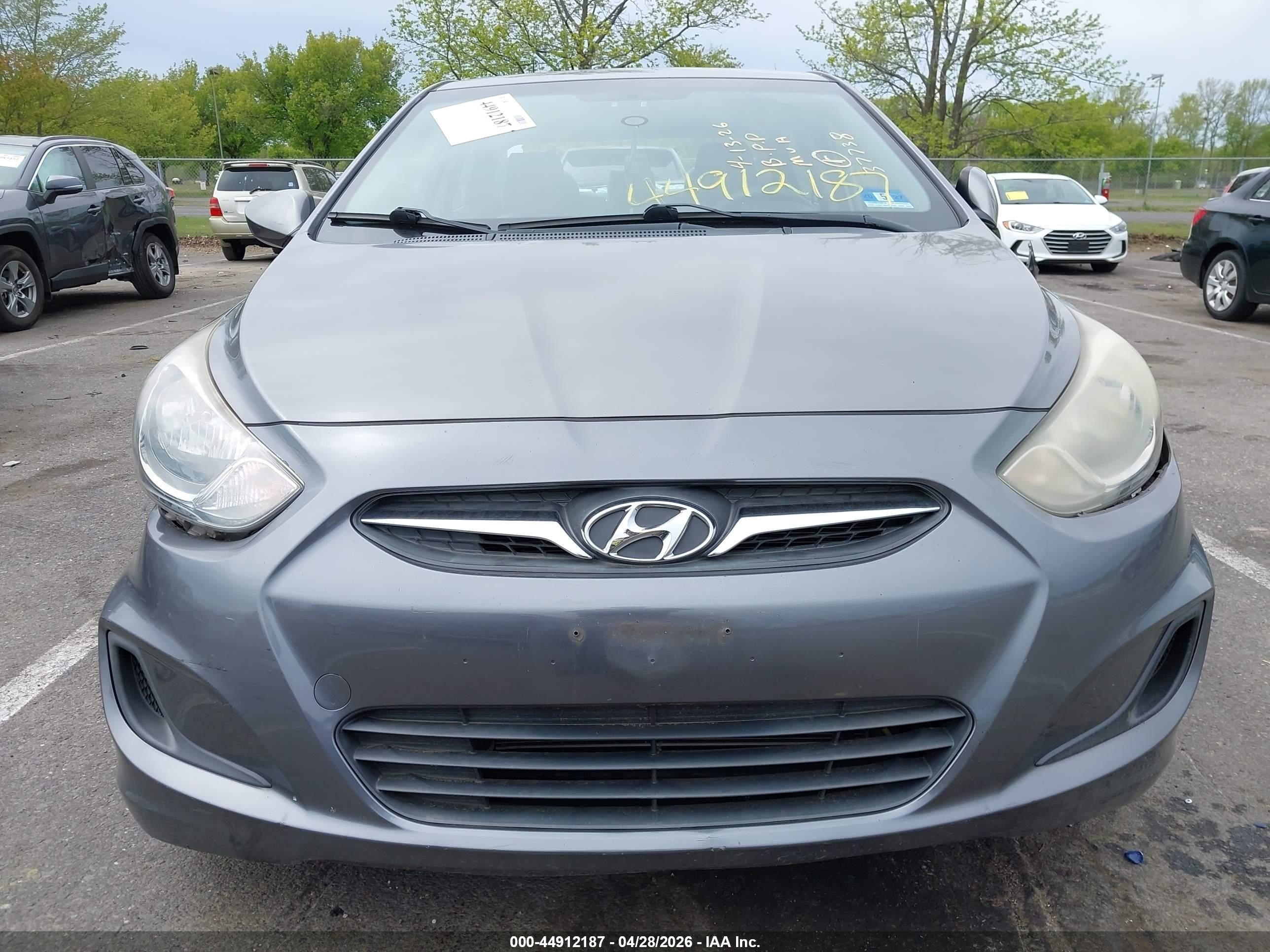 2014 Hyundai Accent Gls Gray vin: KMHCT4AEXEU635325
