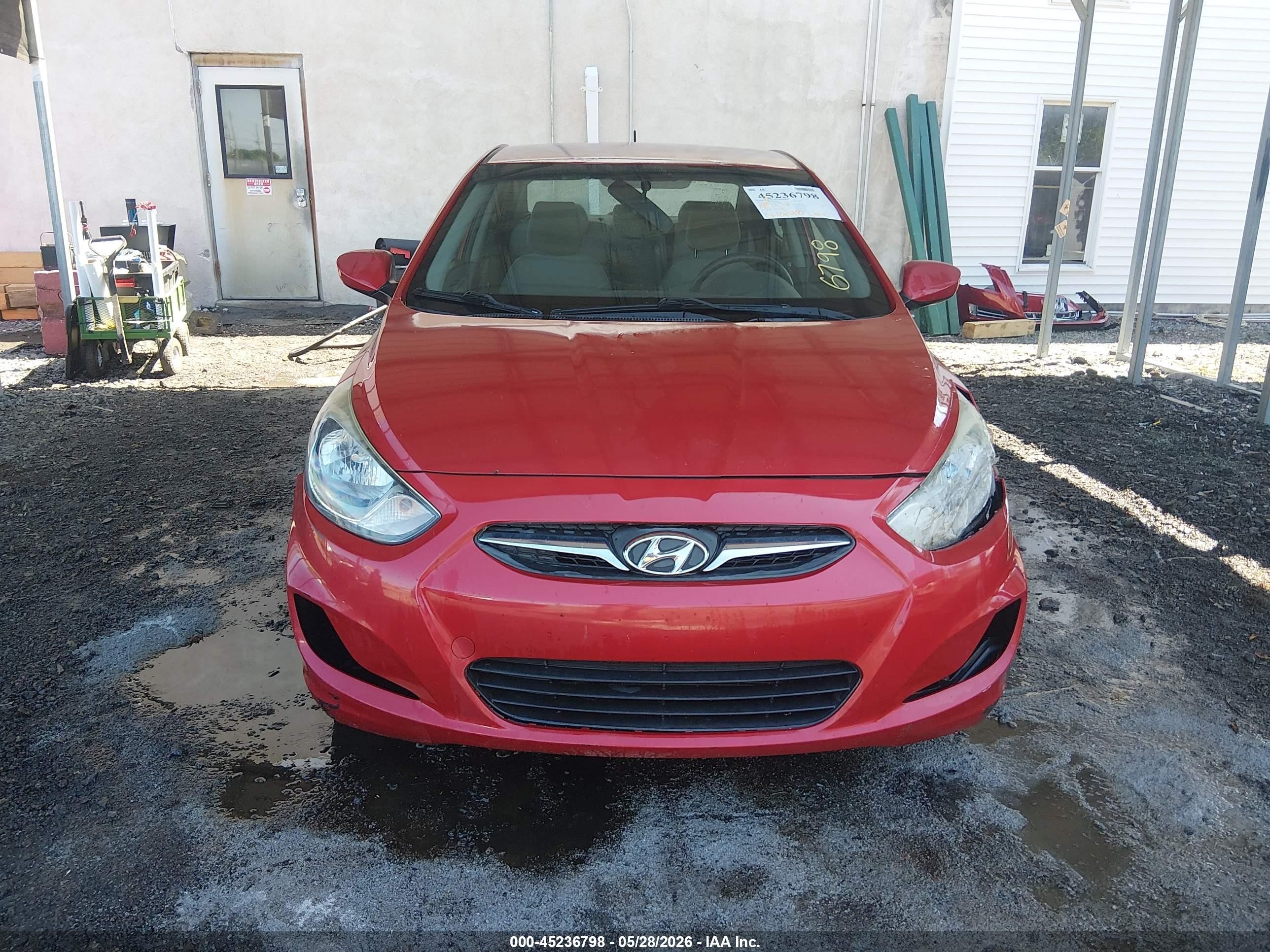 2014 Hyundai Accent Gls Red vin: KMHCT4AEXEU758686
