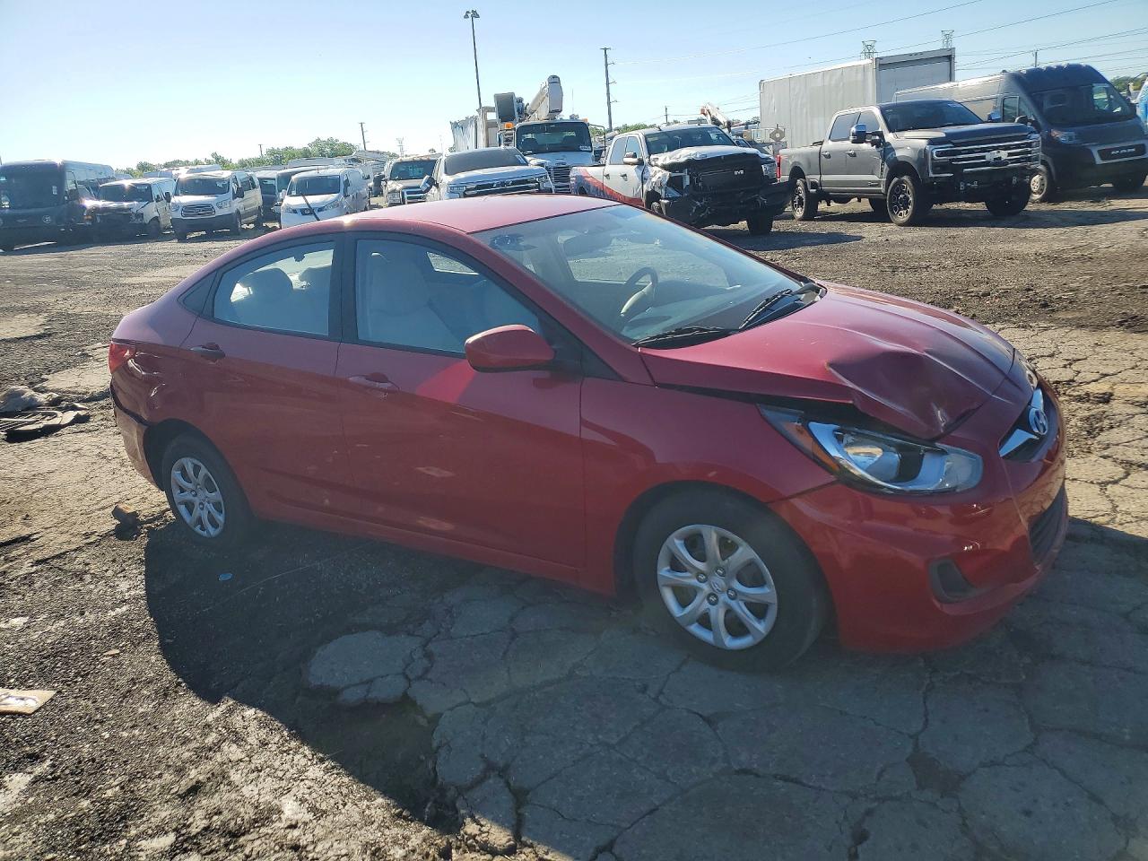 2014 Hyundai Accent Gls Red vin: KMHCT4AEXEU777223