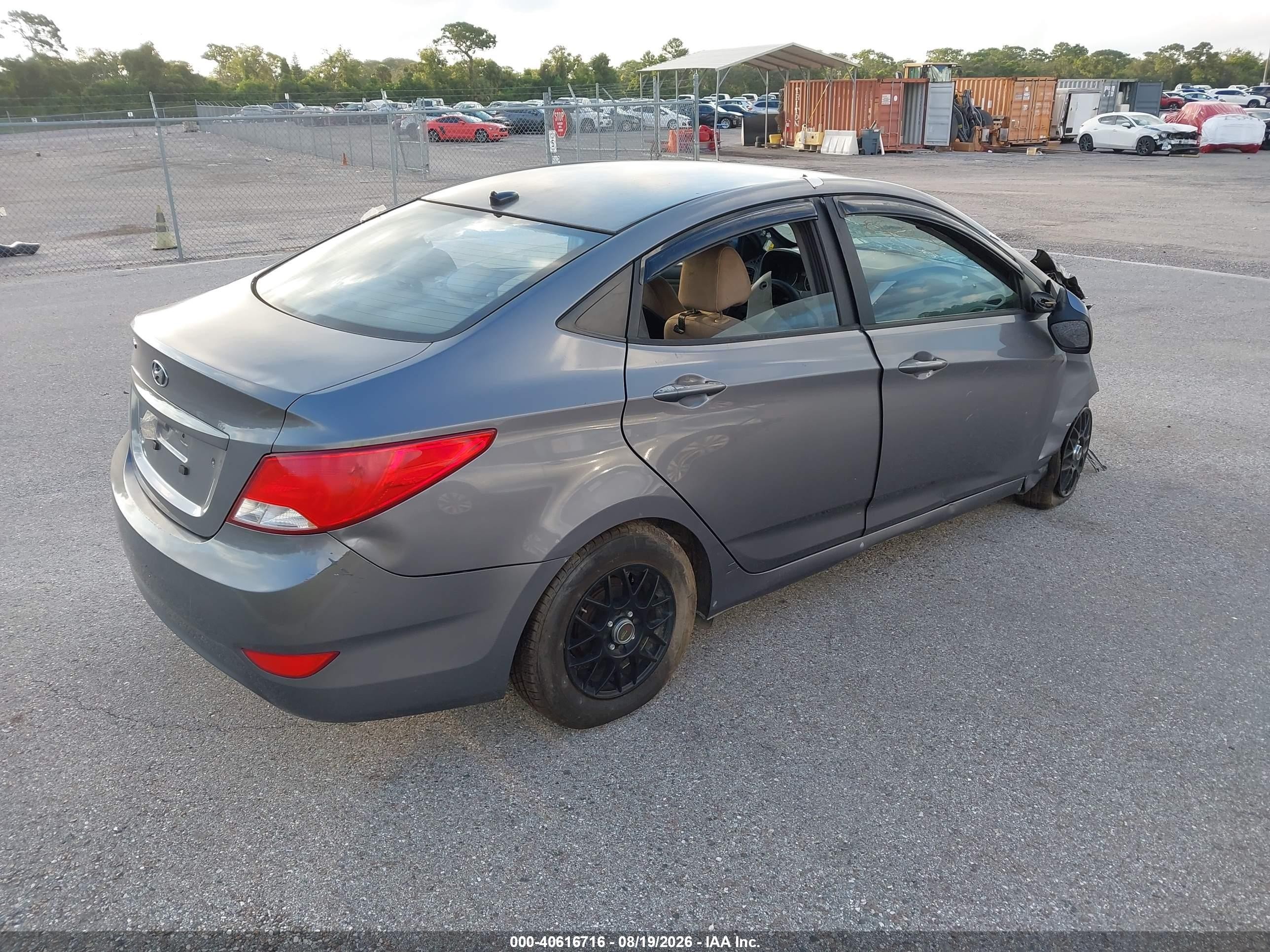 2015 Hyundai Accent Gls Gray vin: KMHCT4AEXFU836031