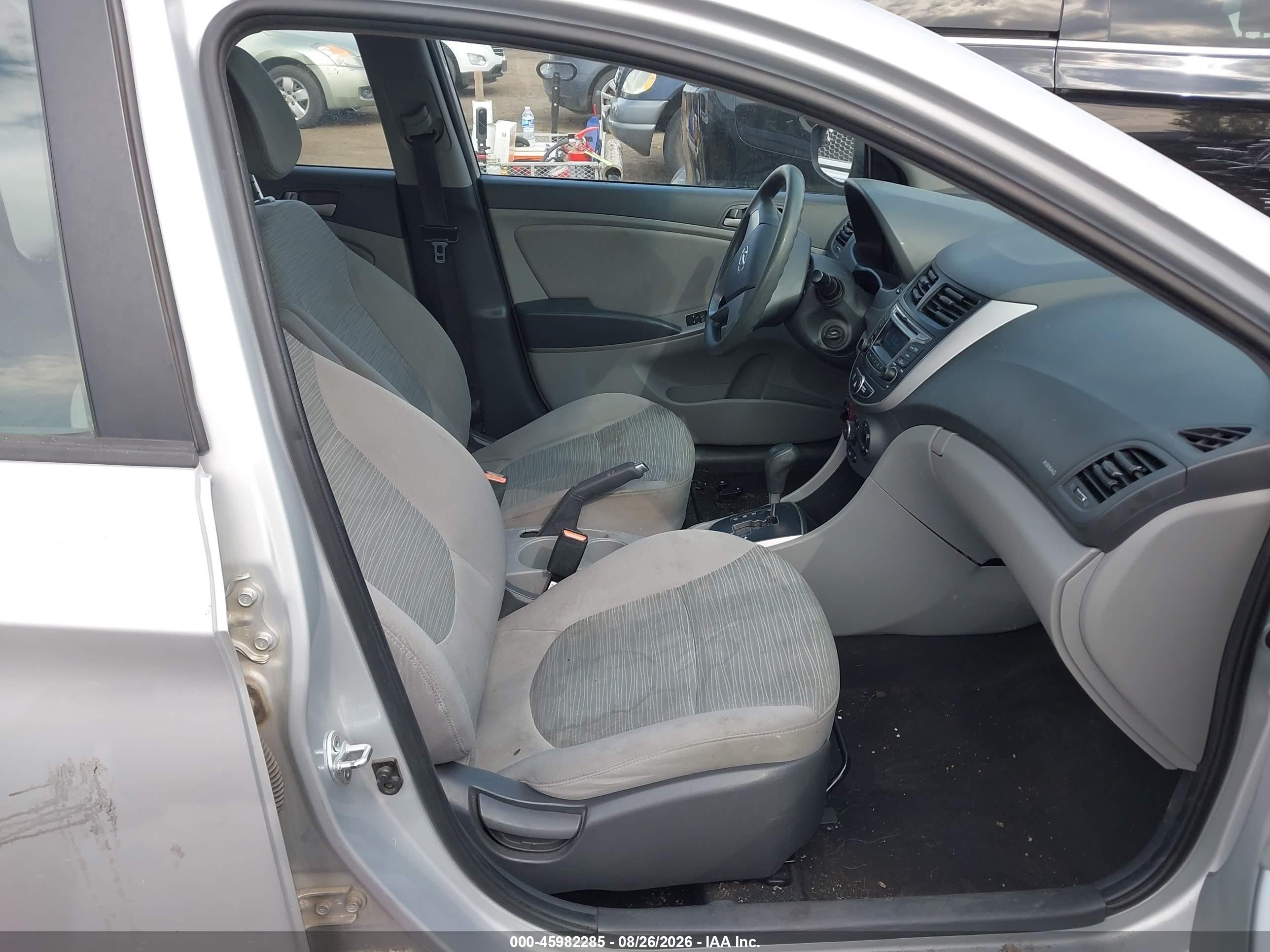 2015 Hyundai Accent Gls Silver vin: KMHCT4AEXFU866517