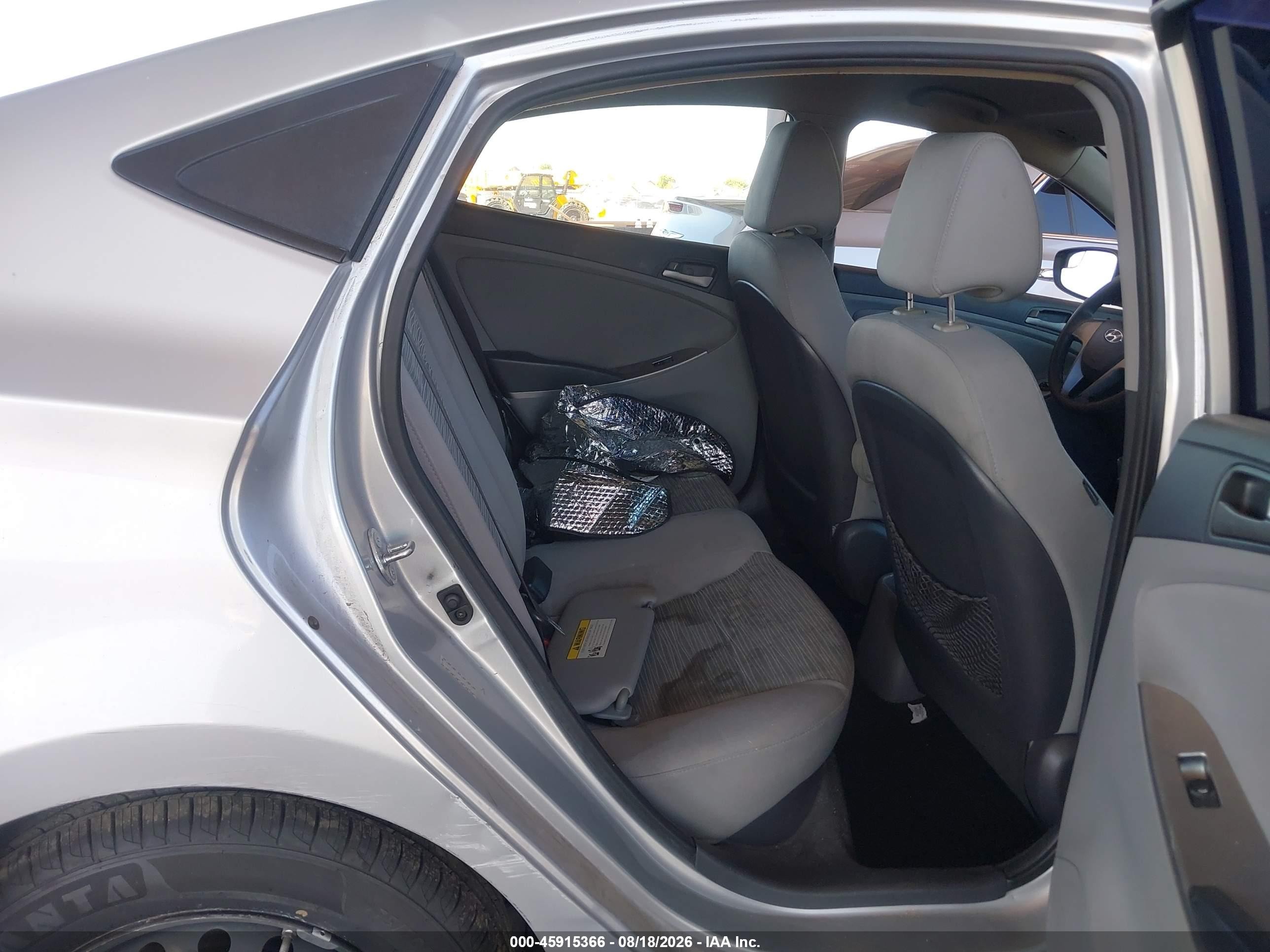 2015 Hyundai Accent Gls Silver vin: KMHCT4AEXFU917417