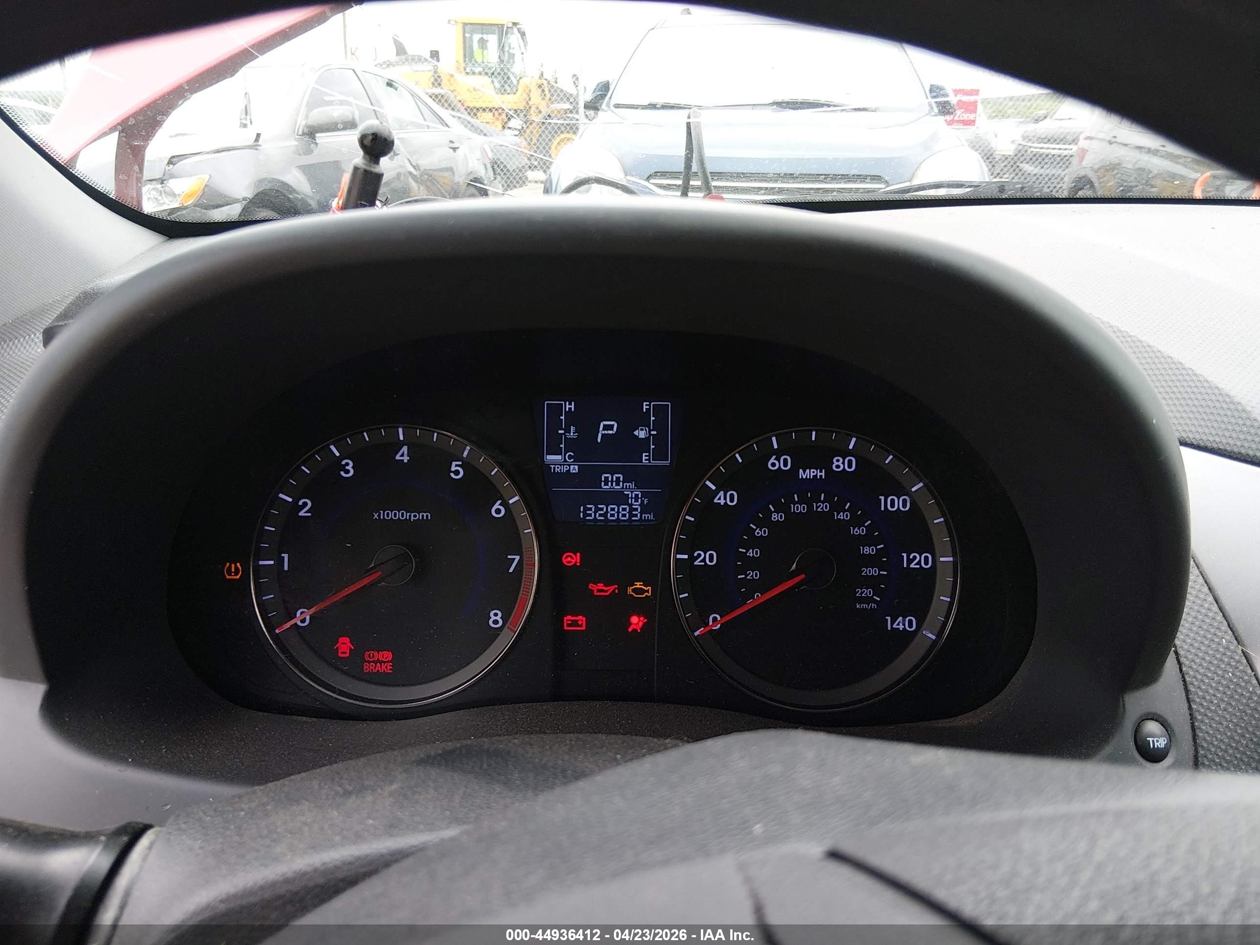 2015 Hyundai Accent Gls Red vin: KMHCT4AEXFU922536