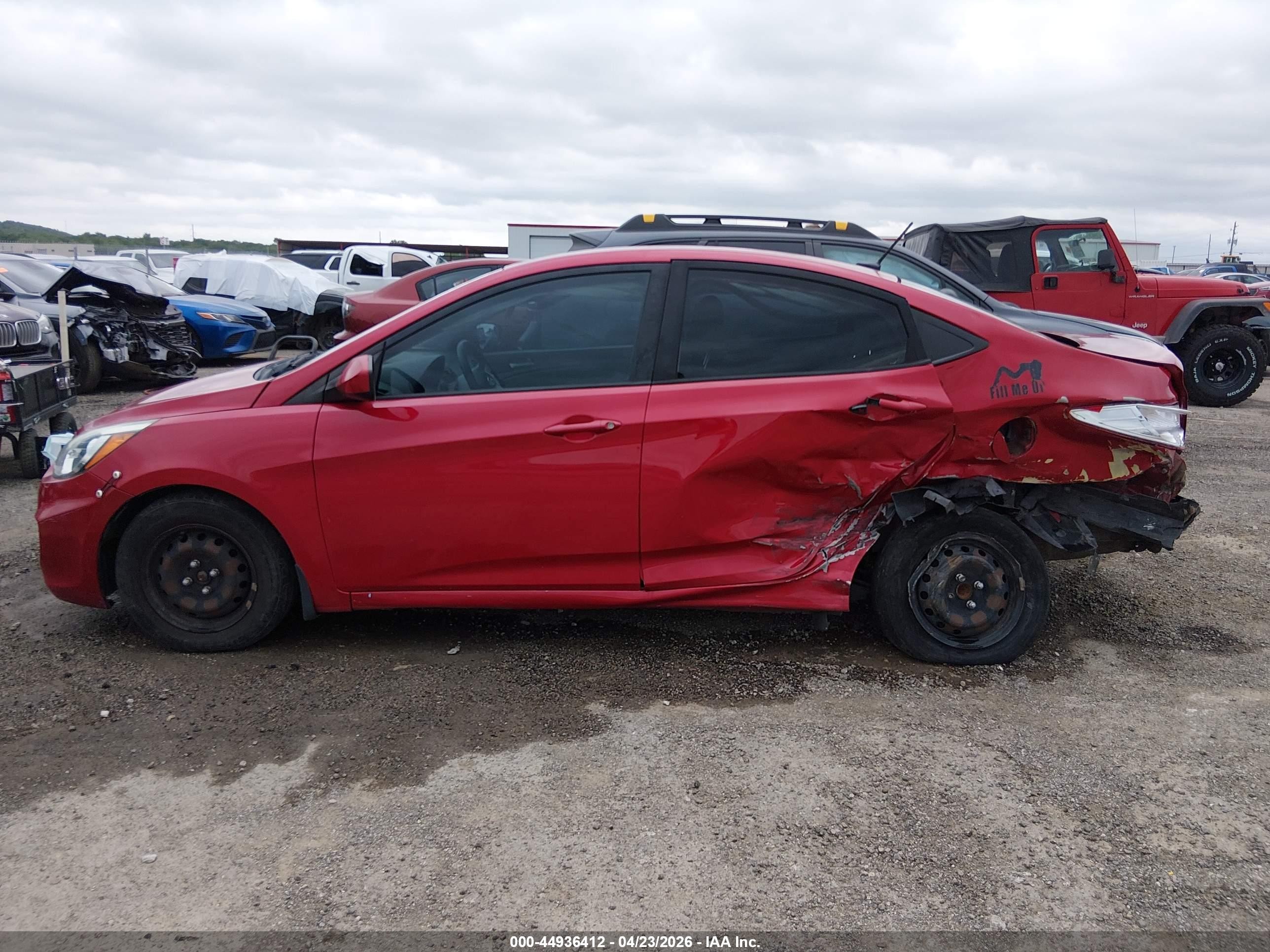 2015 Hyundai Accent Gls Red vin: KMHCT4AEXFU922536