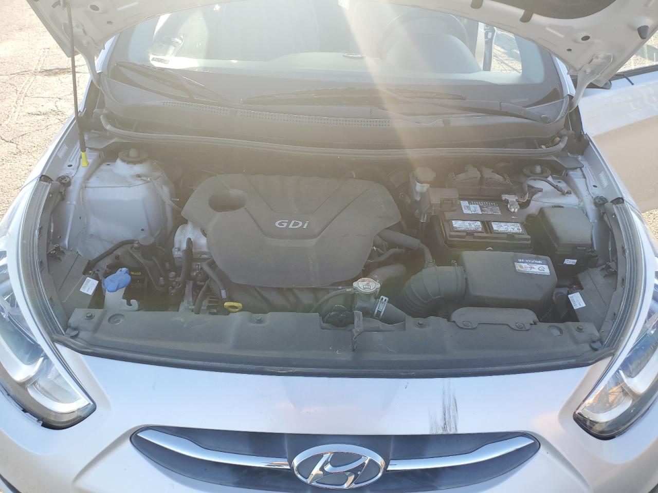 2016 Hyundai Accent Se Silver vin: KMHCT4AEXGU058203