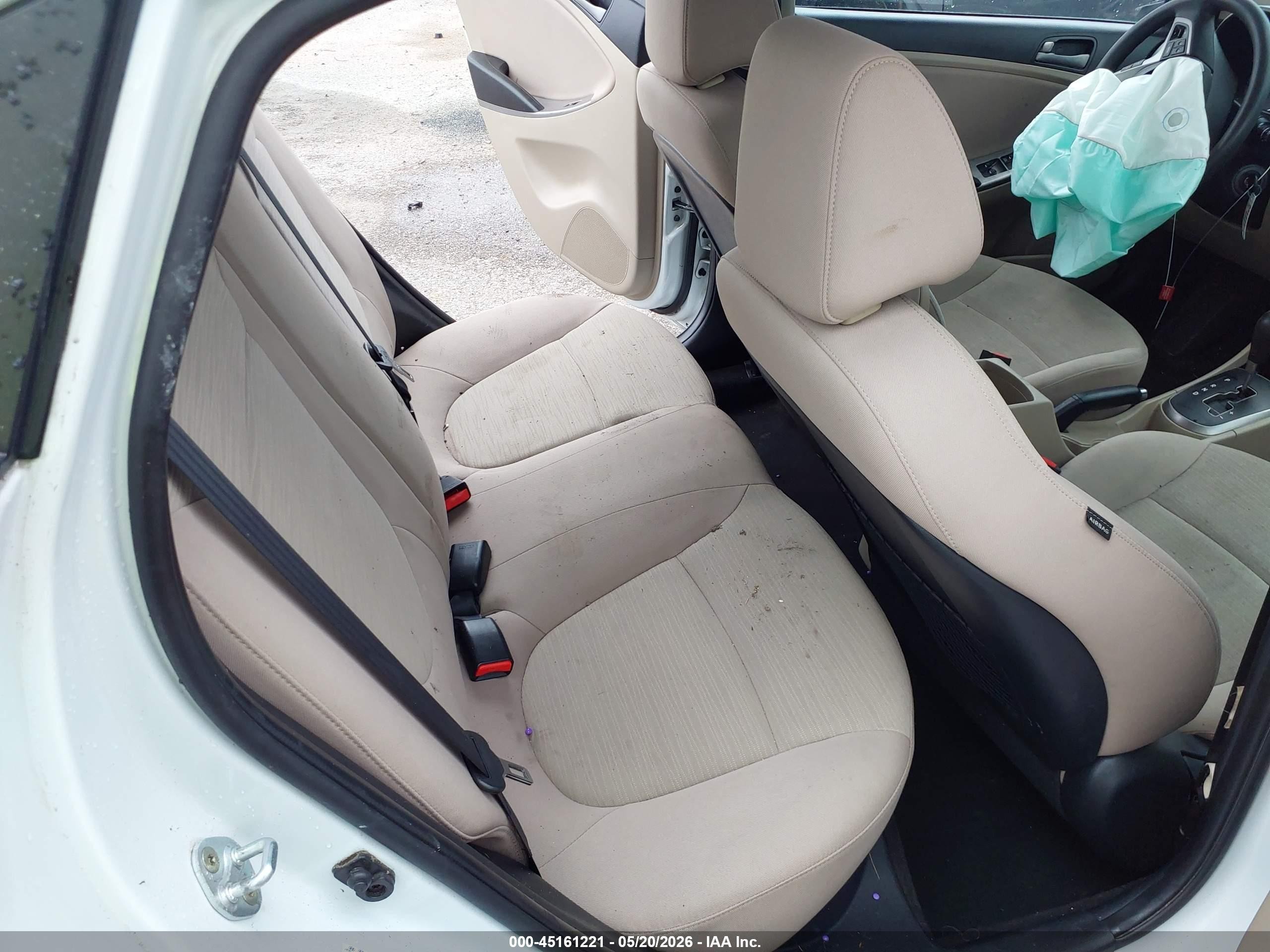 2017 Hyundai Accent Value Edition Белый vin: KMHCT4AEXHU364898