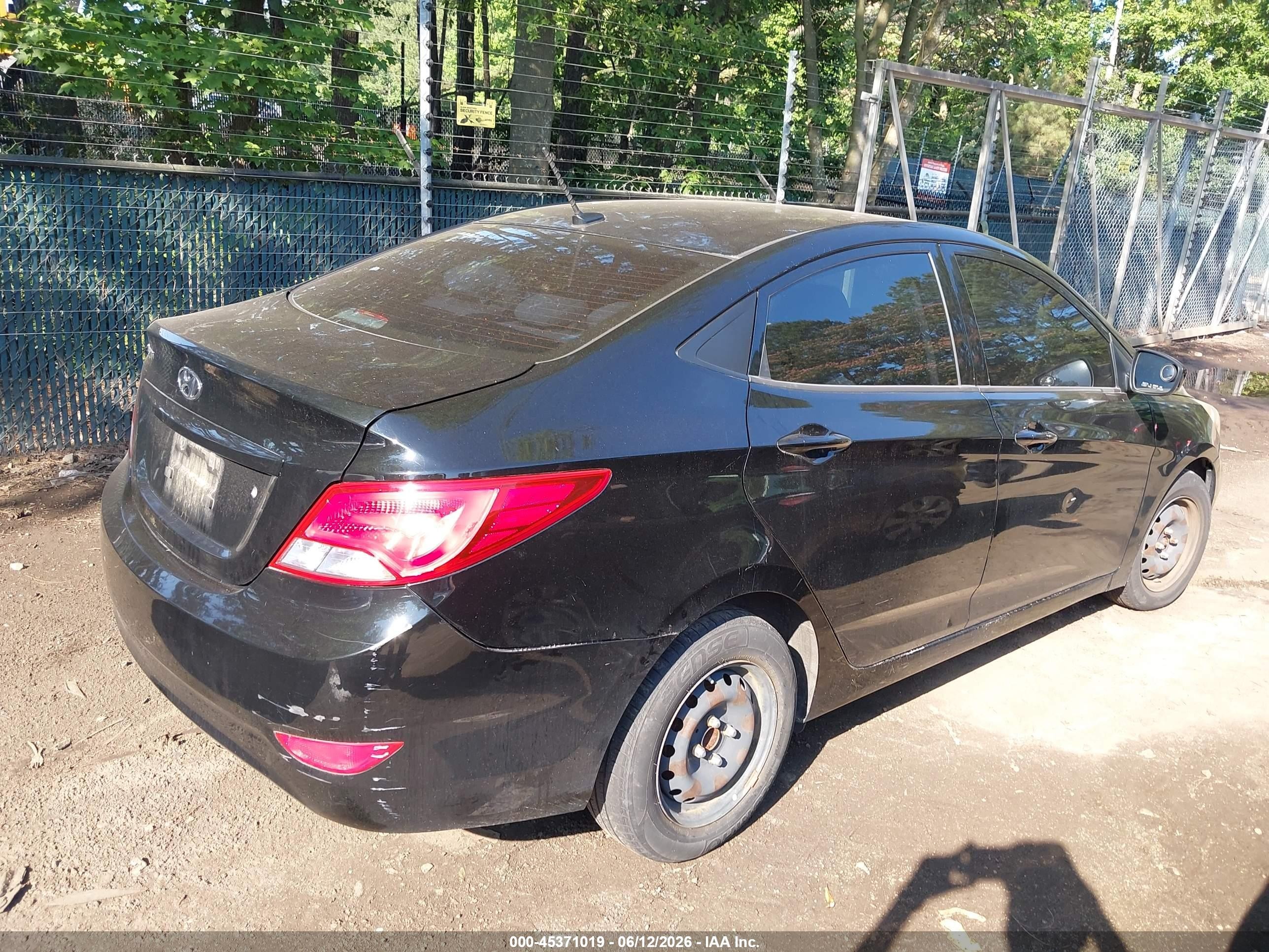 2017 Hyundai Accent Se Черный vin: KMHCT4AEXHU375397