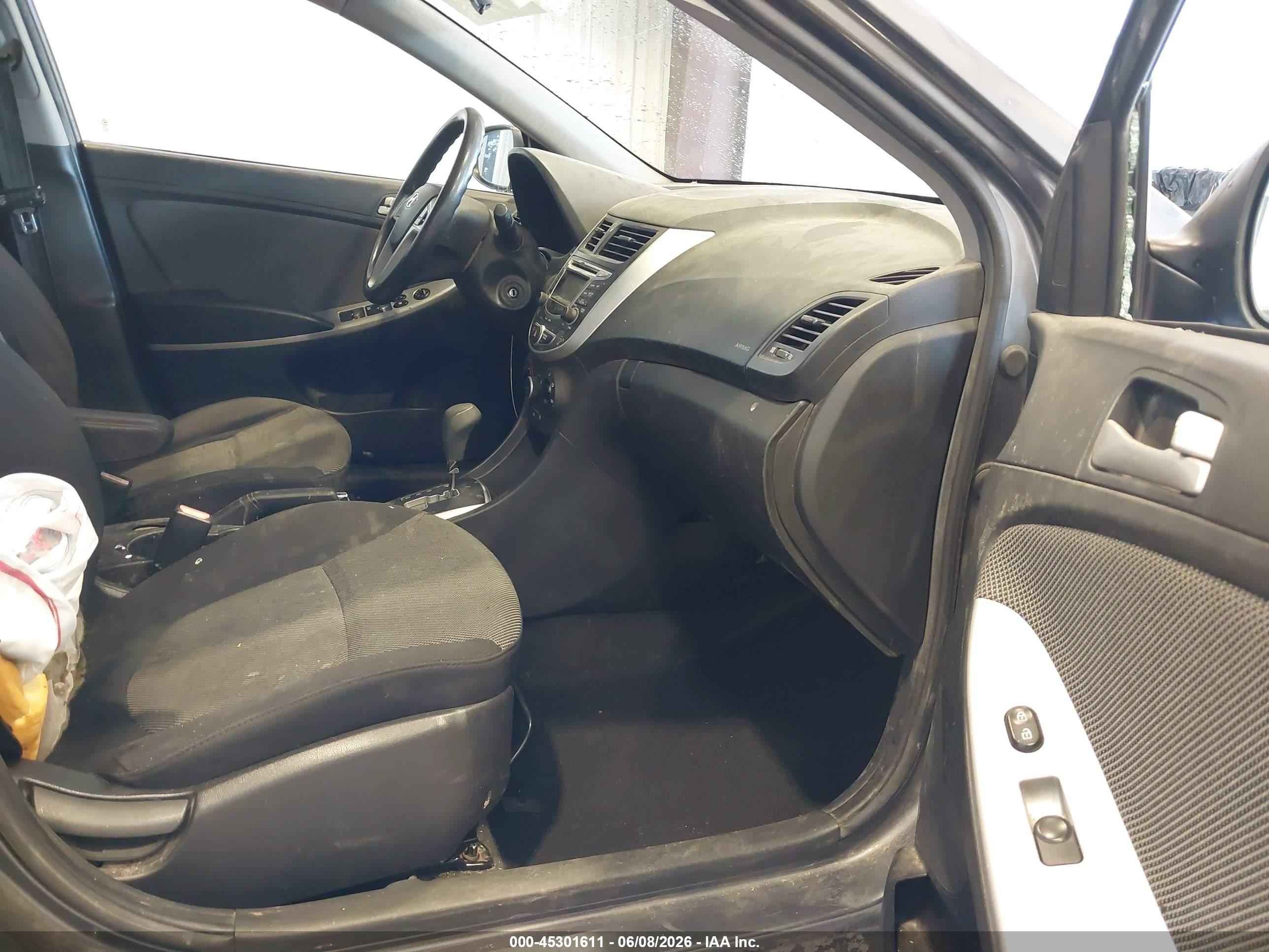2012 Hyundai Accent Gs Gray vin: KMHCT5AE0CU011164
