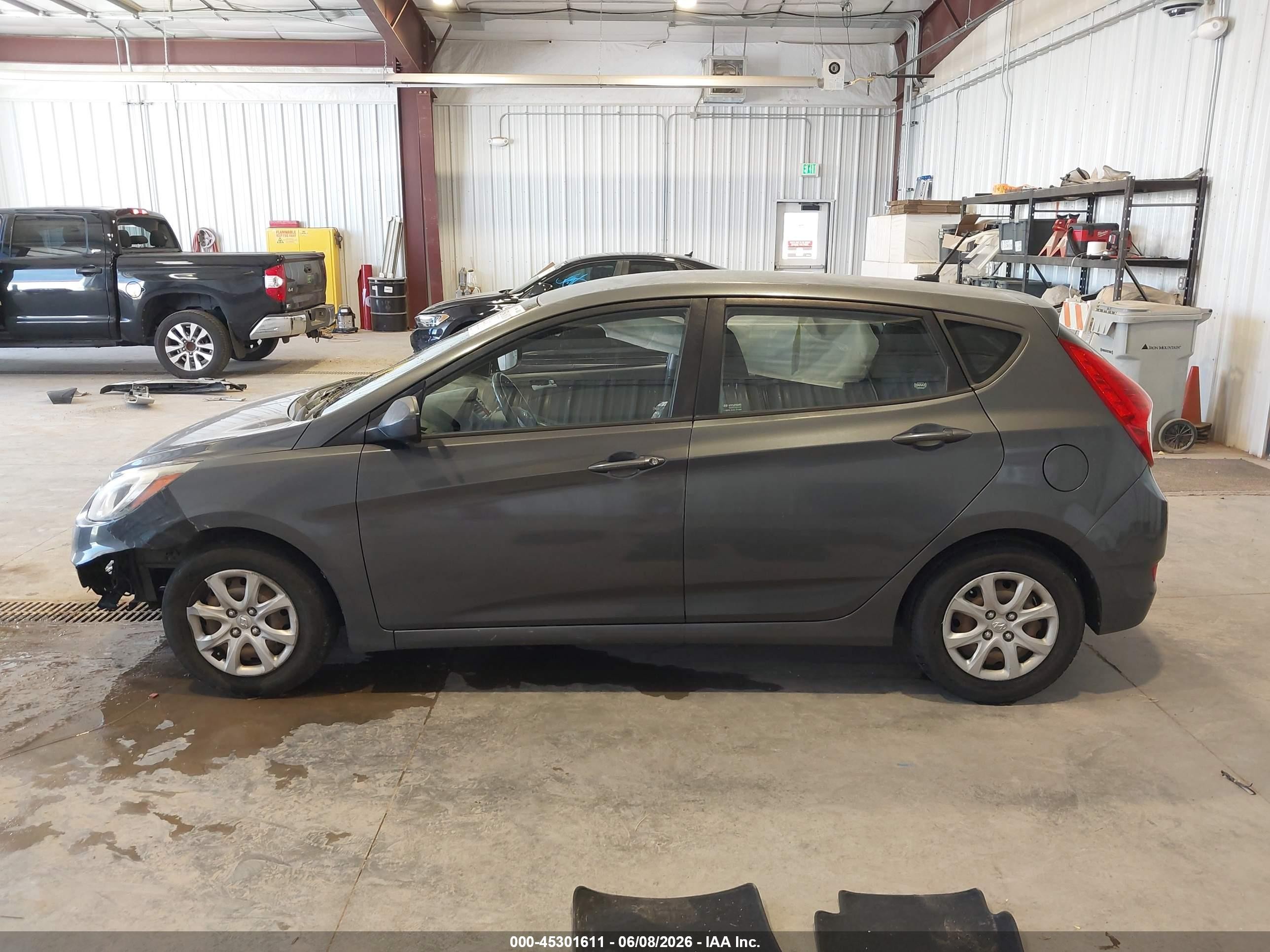 2012 Hyundai Accent Gs Gray vin: KMHCT5AE0CU011164
