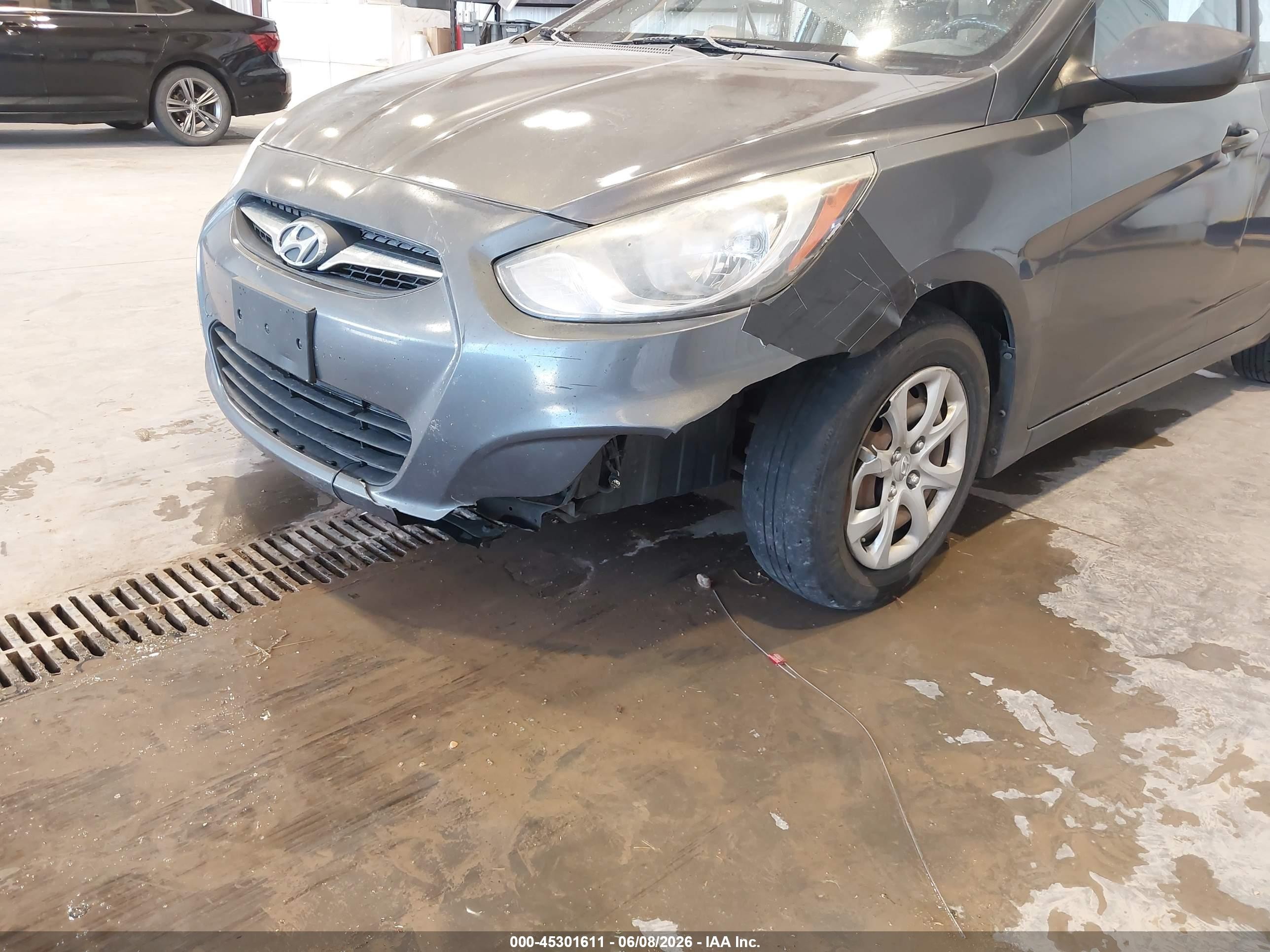2012 Hyundai Accent Gs Gray vin: KMHCT5AE0CU011164