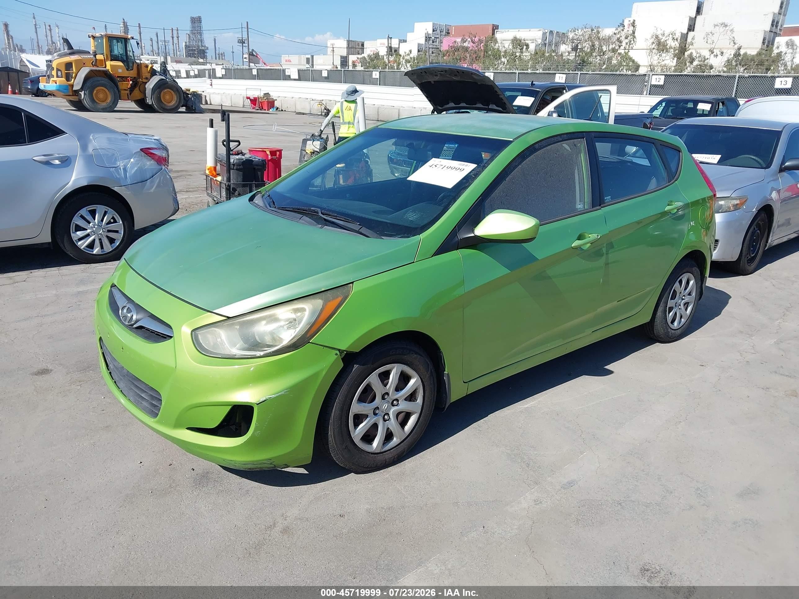 2012 Hyundai Accent Gs Green vin: KMHCT5AE0CU017014