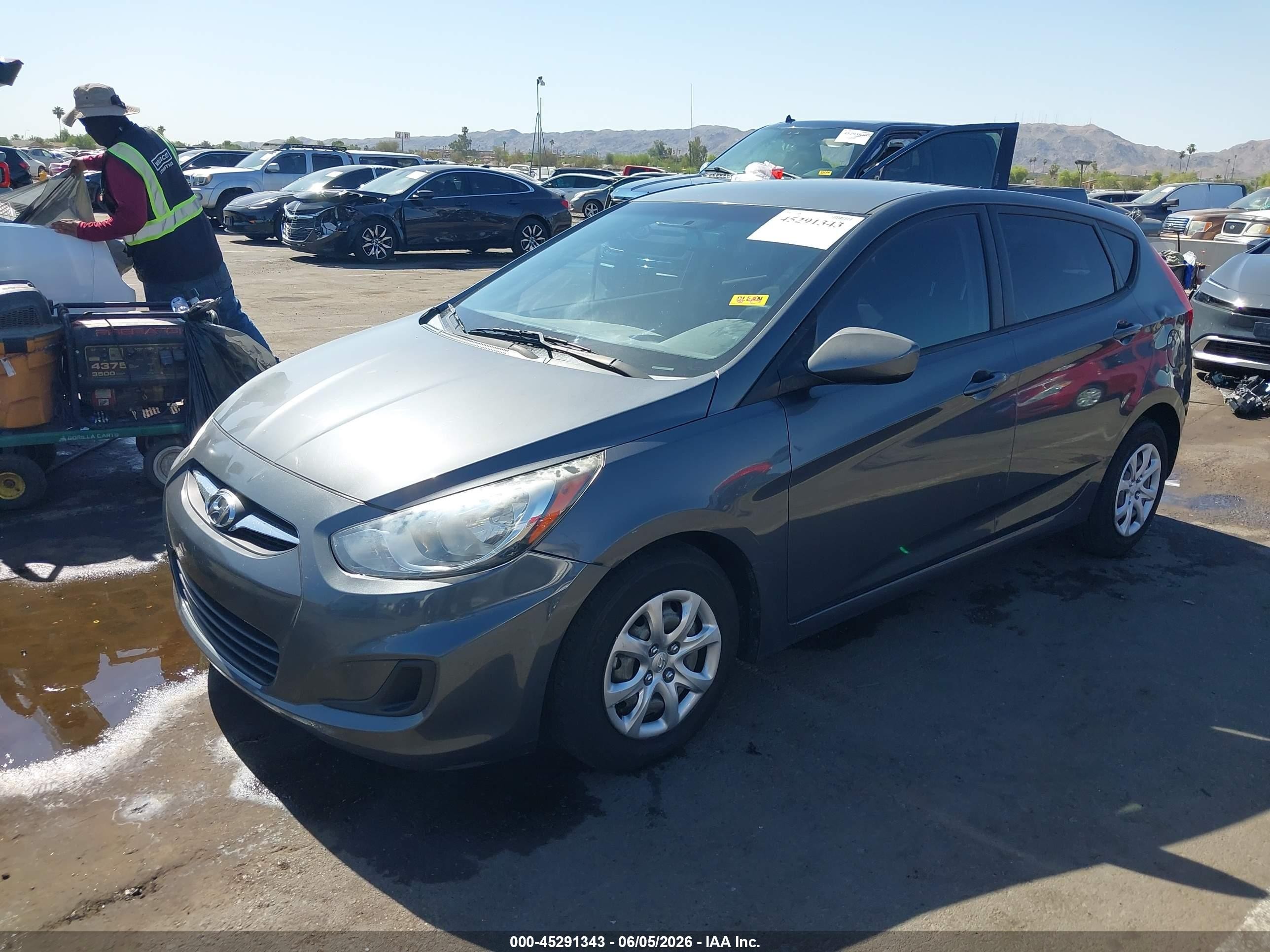 2012 Hyundai Accent Gs Gray vin: KMHCT5AE0CU031611