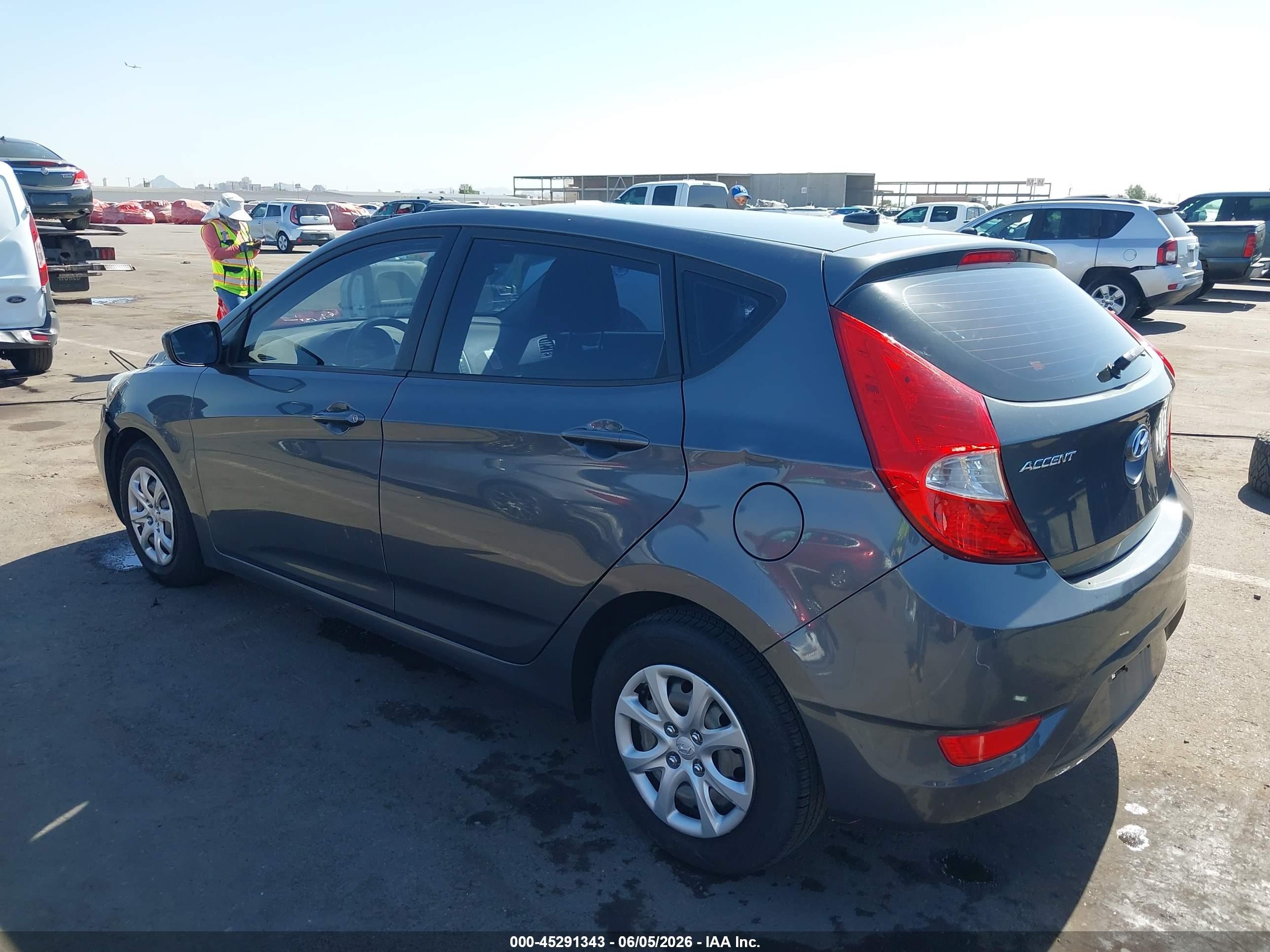 2012 Hyundai Accent Gs Gray vin: KMHCT5AE0CU031611