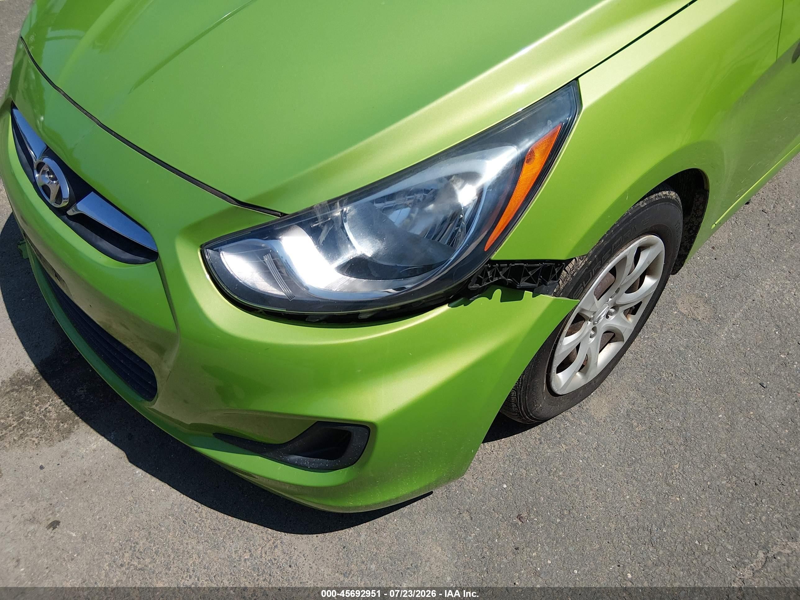 2012 Hyundai Accent Gs Green vin: KMHCT5AE0CU052989