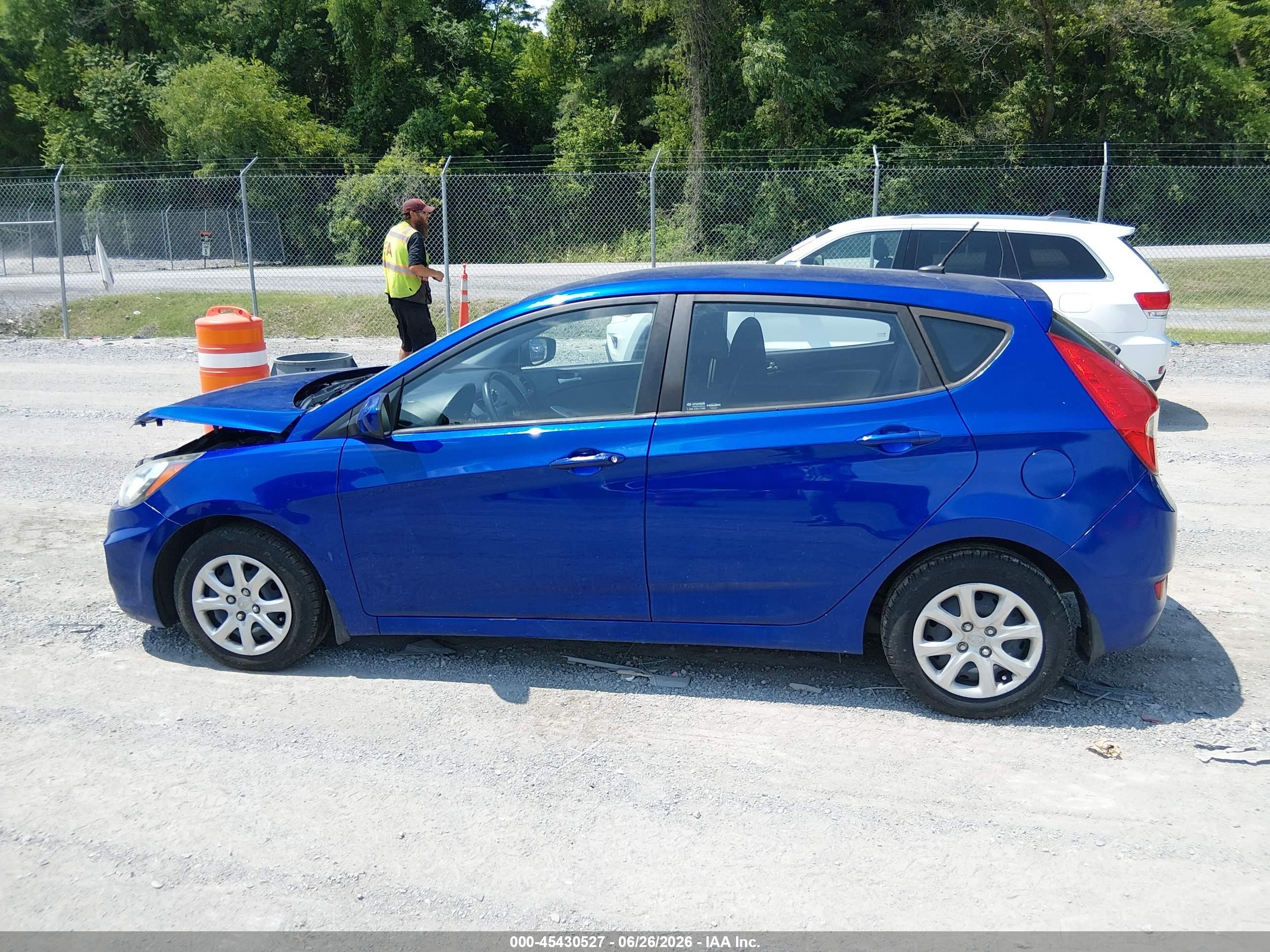 2013 Hyundai Accent Gs Blue vin: KMHCT5AE0DU135341