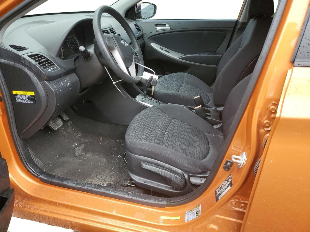 2017 Hyundai Accent Se Оранжевый vin: KMHCT5AE0HU305025