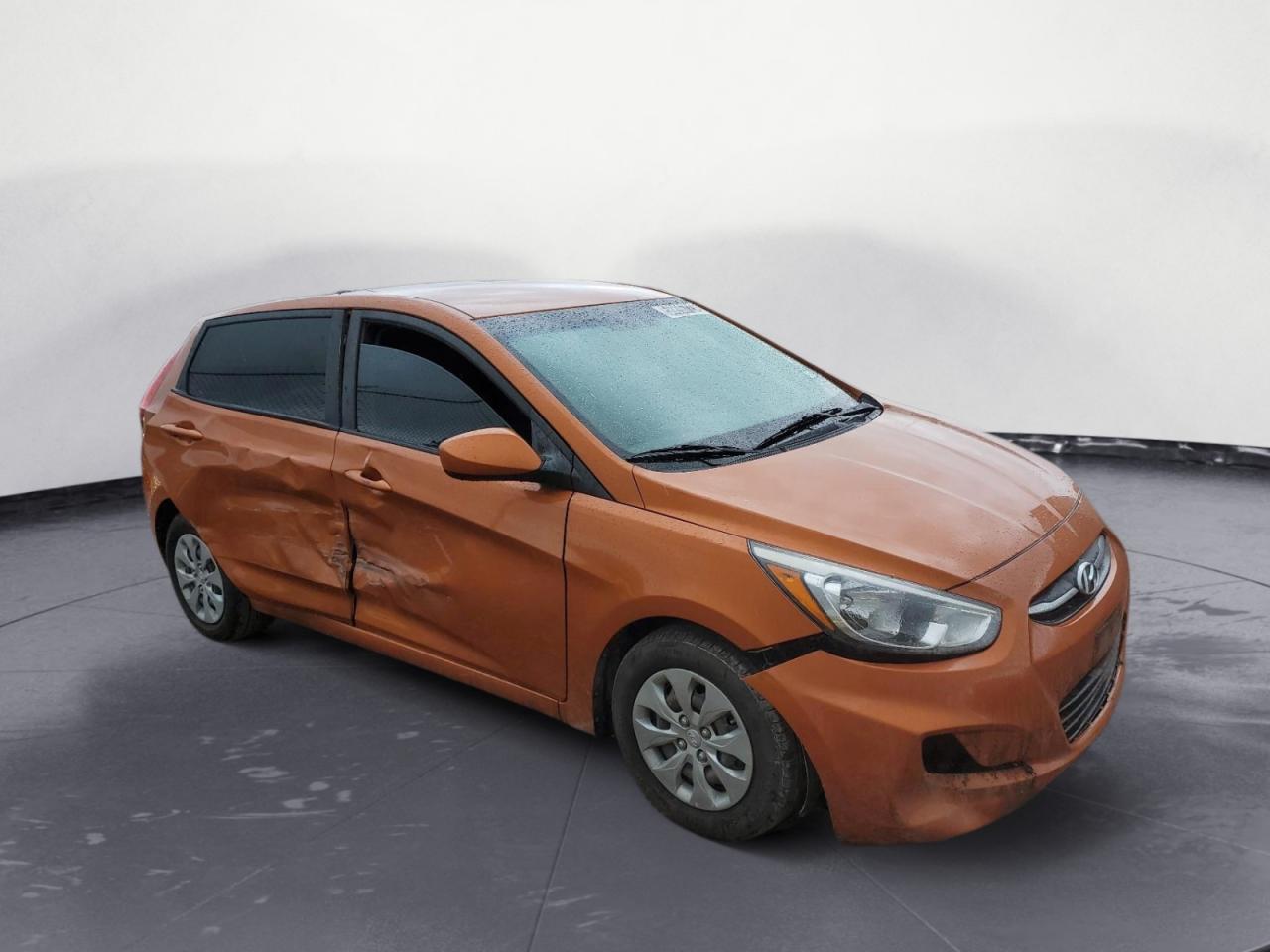 2017 Hyundai Accent Se Оранжевый vin: KMHCT5AE0HU305025