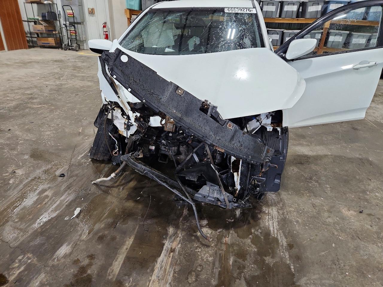2012 Hyundai Accent Gs White vin: KMHCT5AE1CU044402