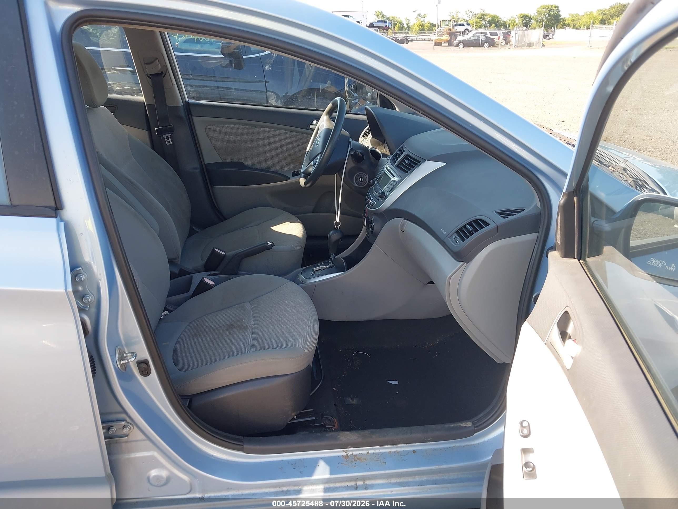 2013 Hyundai Accent Gs Light Blue vin: KMHCT5AE1DU060150