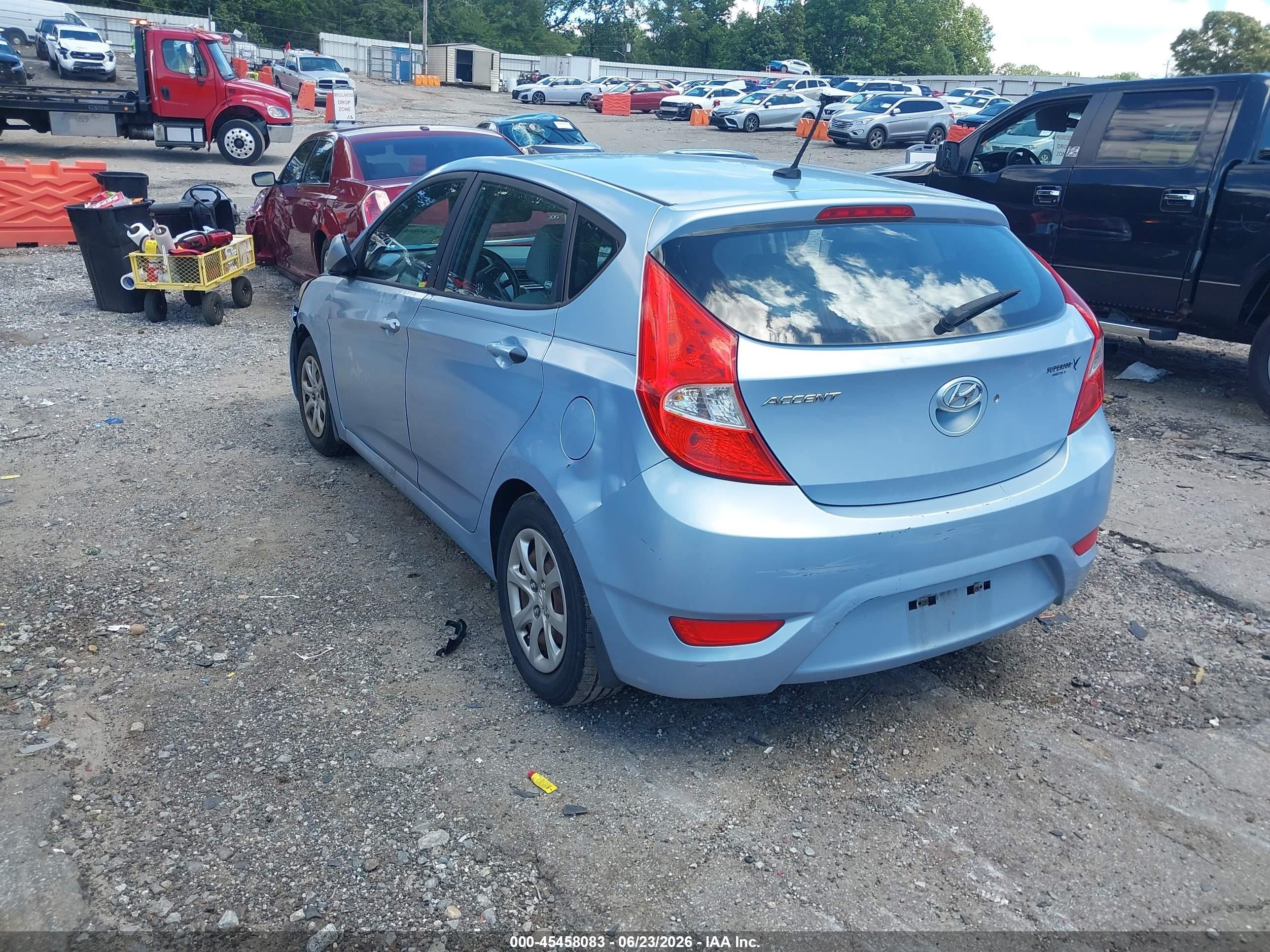 2013 Hyundai Accent Gs Синий vin: KMHCT5AE1DU081127