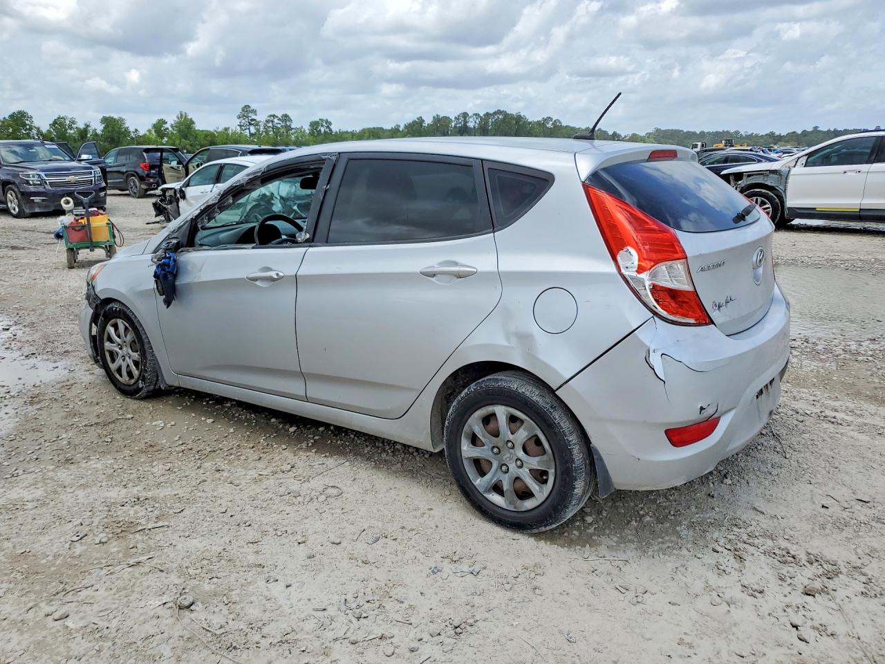 2013 Hyundai Accent Gs Silver vin: KMHCT5AE1DU082181