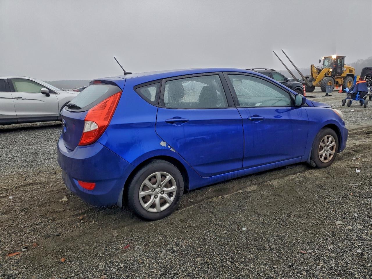 2013 Hyundai Accent Gls Blue vin: KMHCT5AE1DU083928