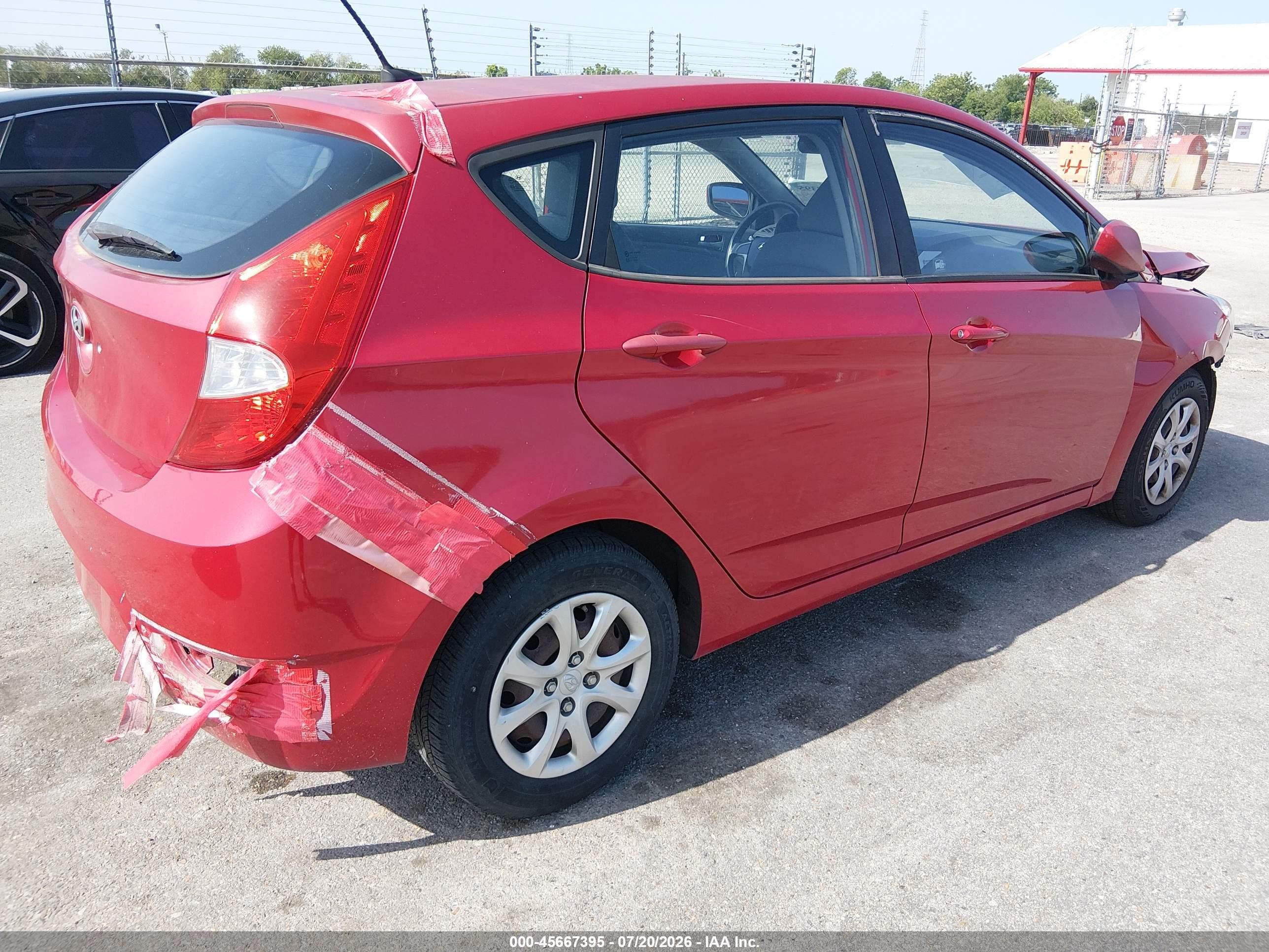 2013 Hyundai Accent Gs Красный vin: KMHCT5AE1DU084710