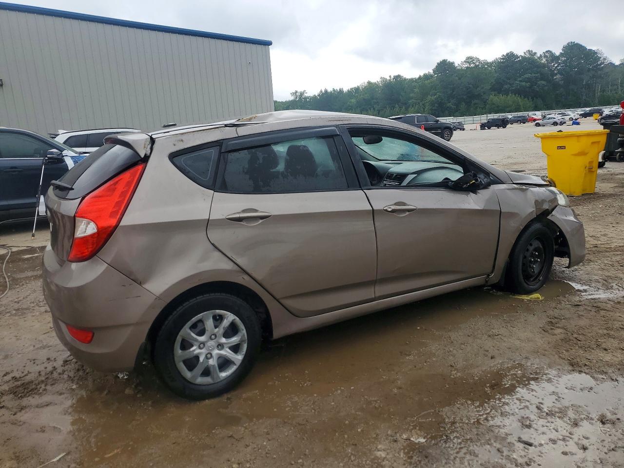 2013 Hyundai Accent Gs Brown vin: KMHCT5AE1DU111095