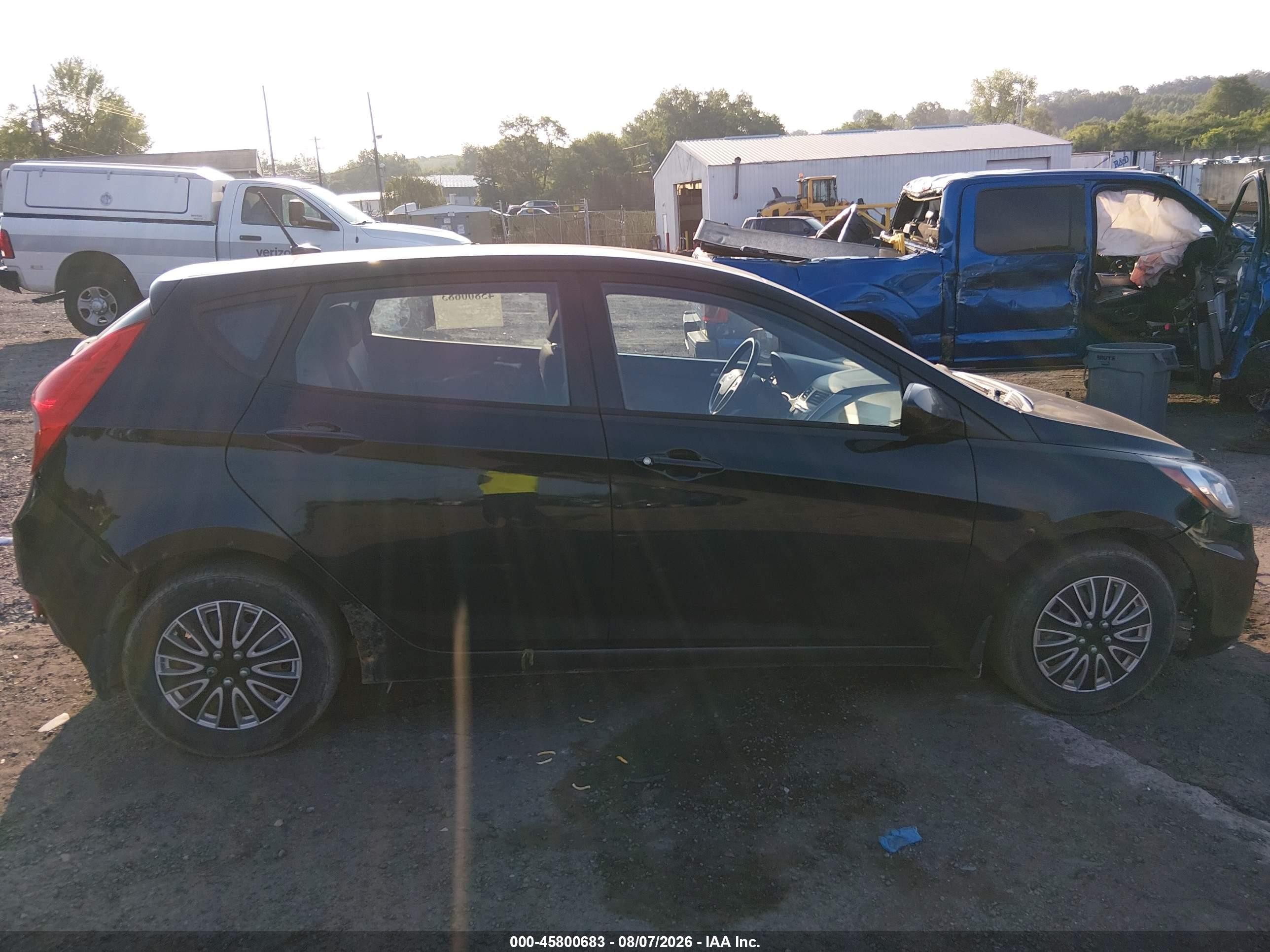 2013 Hyundai Accent Gs Черный vin: KMHCT5AE1DU116314