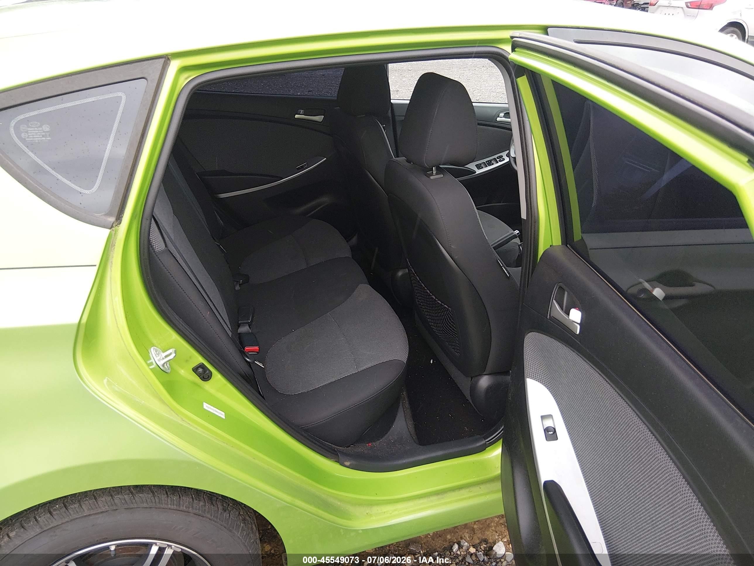 2013 Hyundai Accent Gs Green vin: KMHCT5AE1DU135607