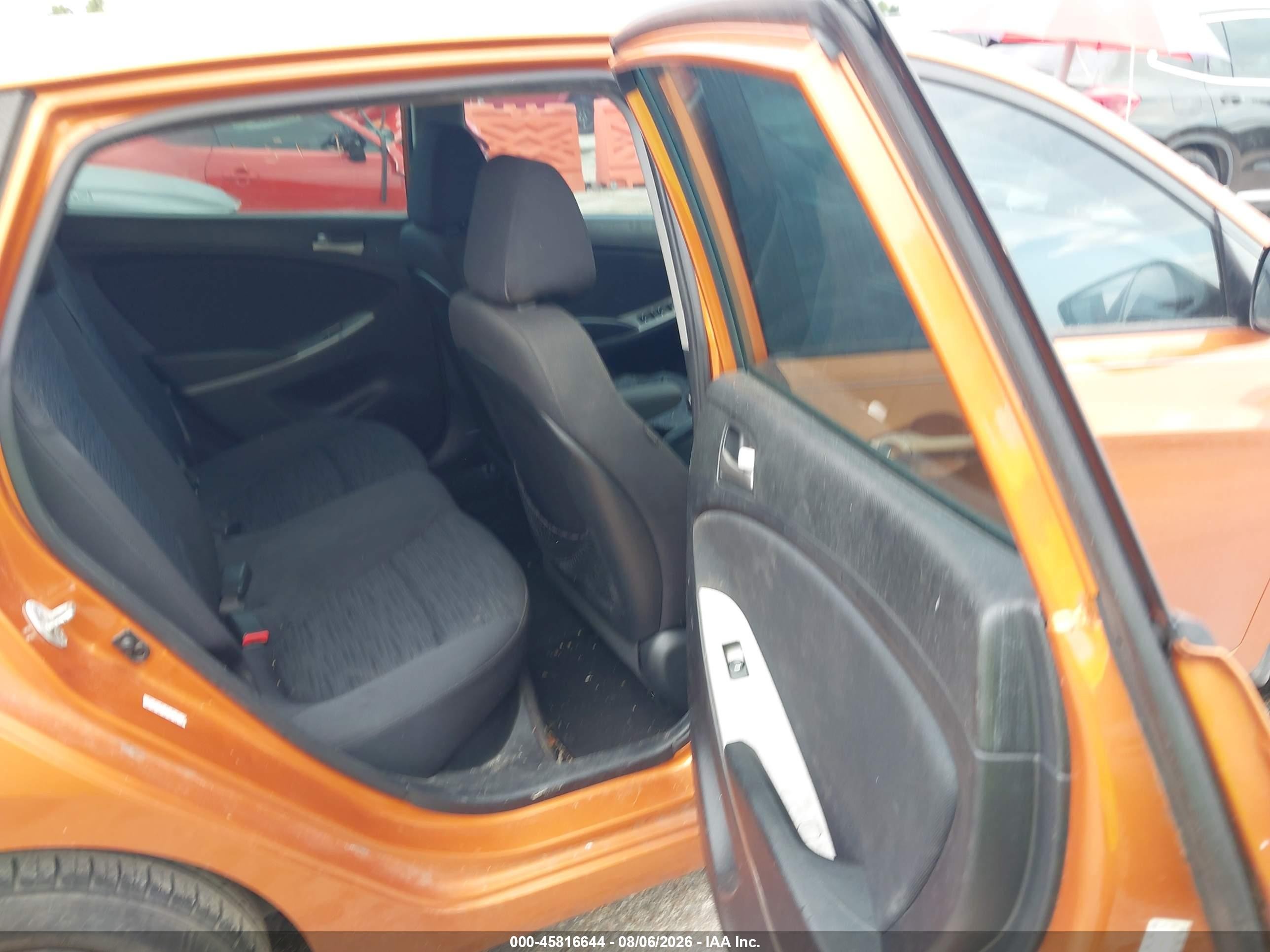 2015 Hyundai Accent Gs Orange vin: KMHCT5AE1FU222667