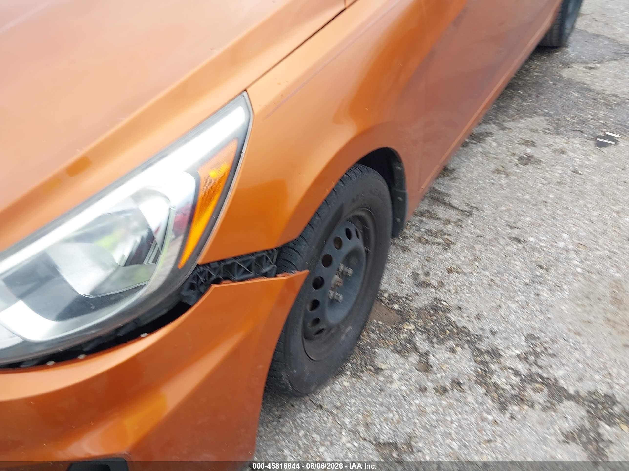 2015 Hyundai Accent Gs Orange vin: KMHCT5AE1FU222667