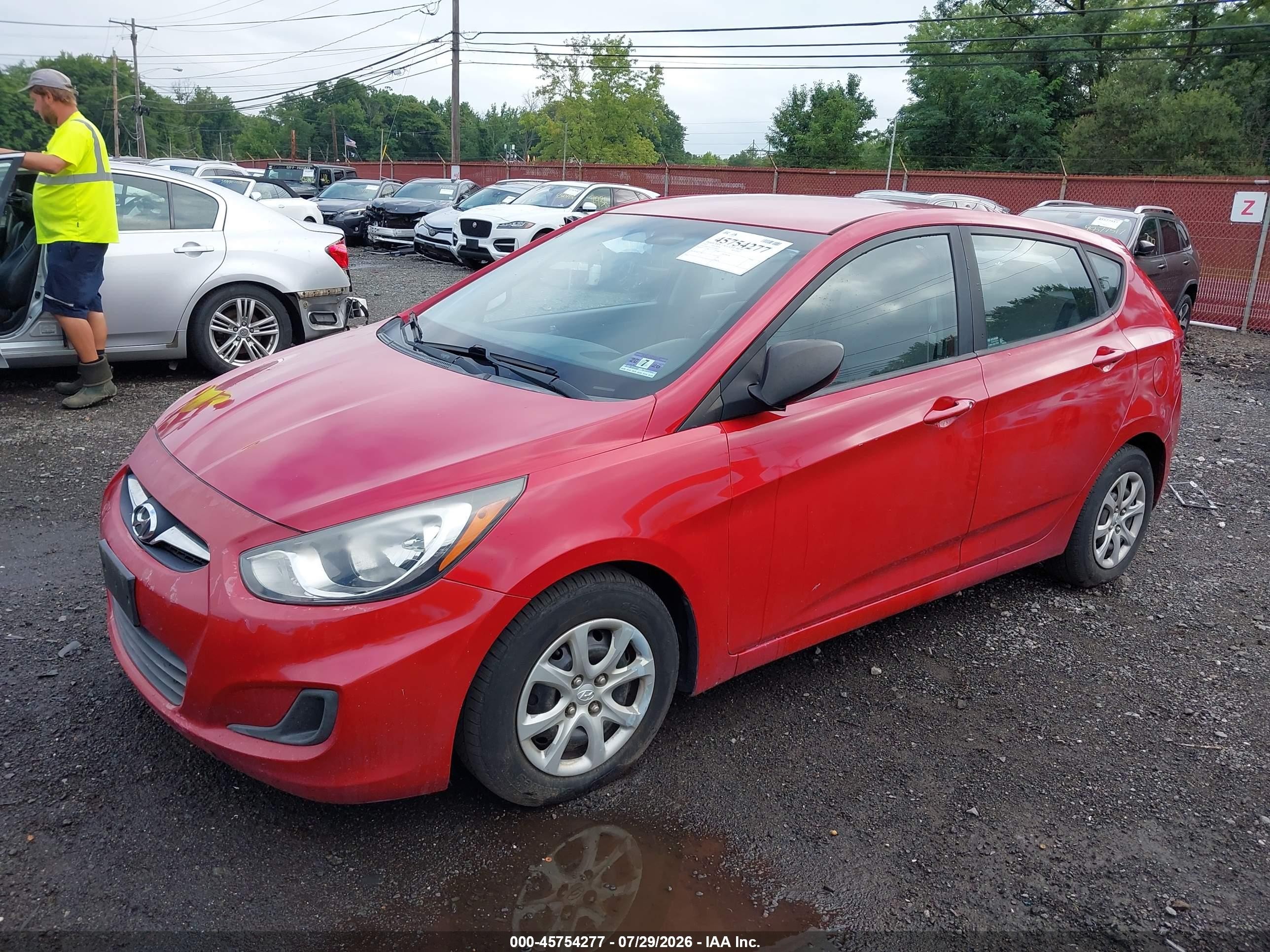 2012 Hyundai Accent Gs Red vin: KMHCT5AE2CU032923