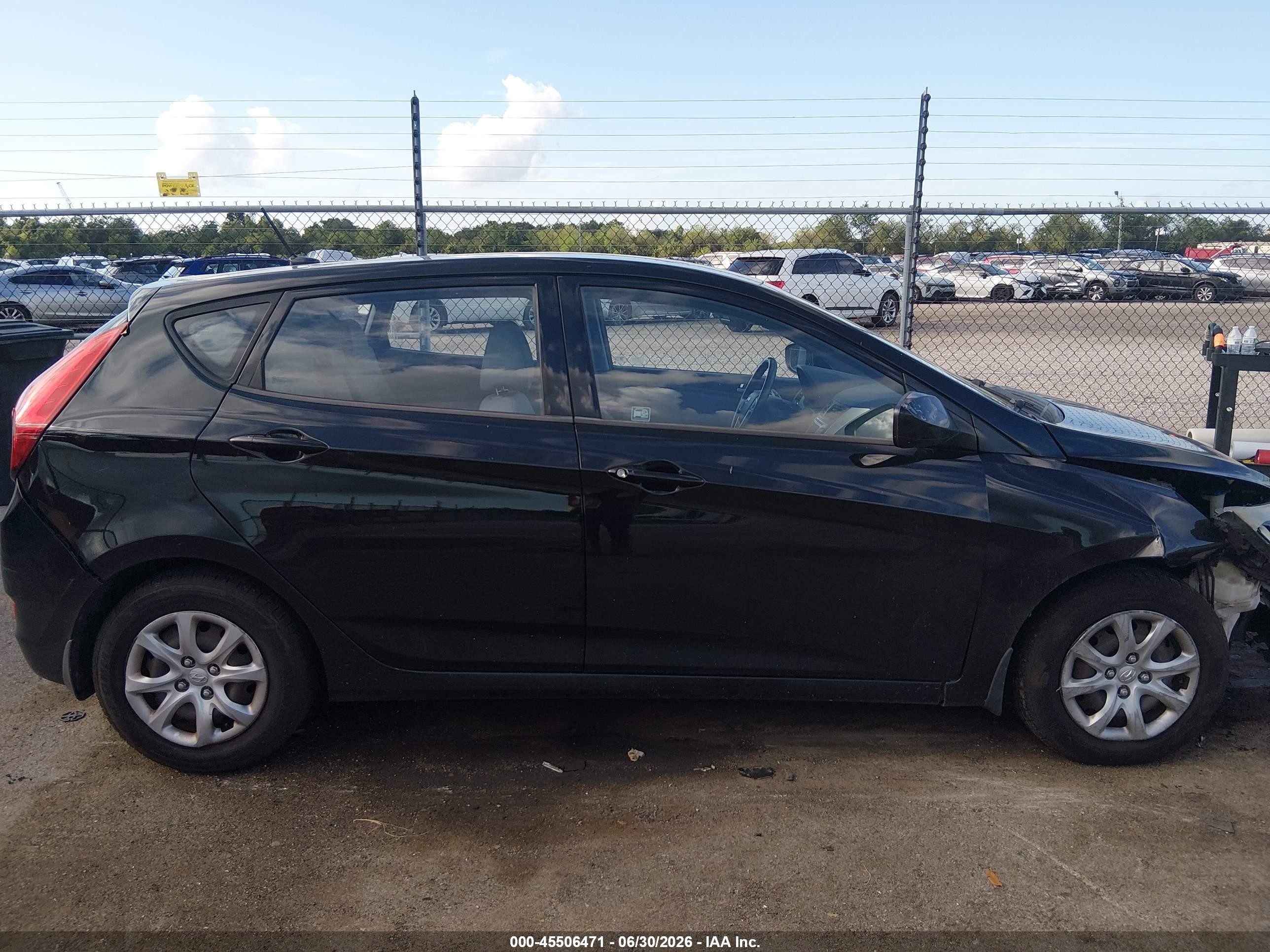 2012 Hyundai Accent Gs Black vin: KMHCT5AE2CU033831