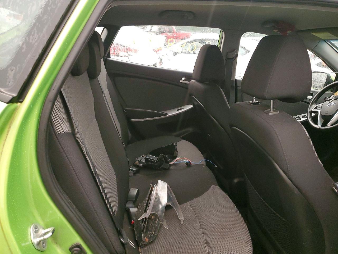 2012 Hyundai Accent Gs Green vin: KMHCT5AE2CU044862
