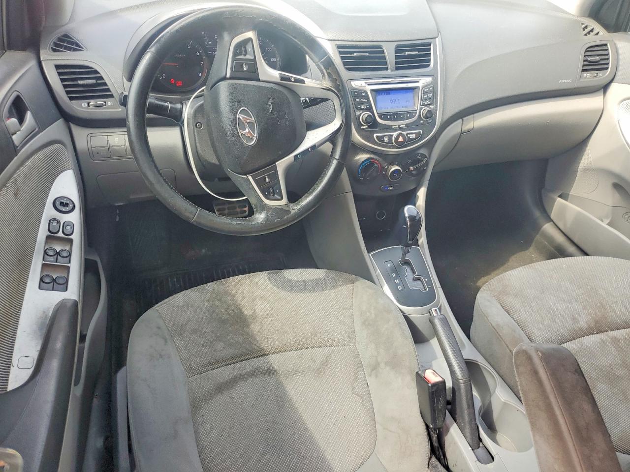 2012 Hyundai Accent Gls Red vin: KMHCT5AE2CU045526
