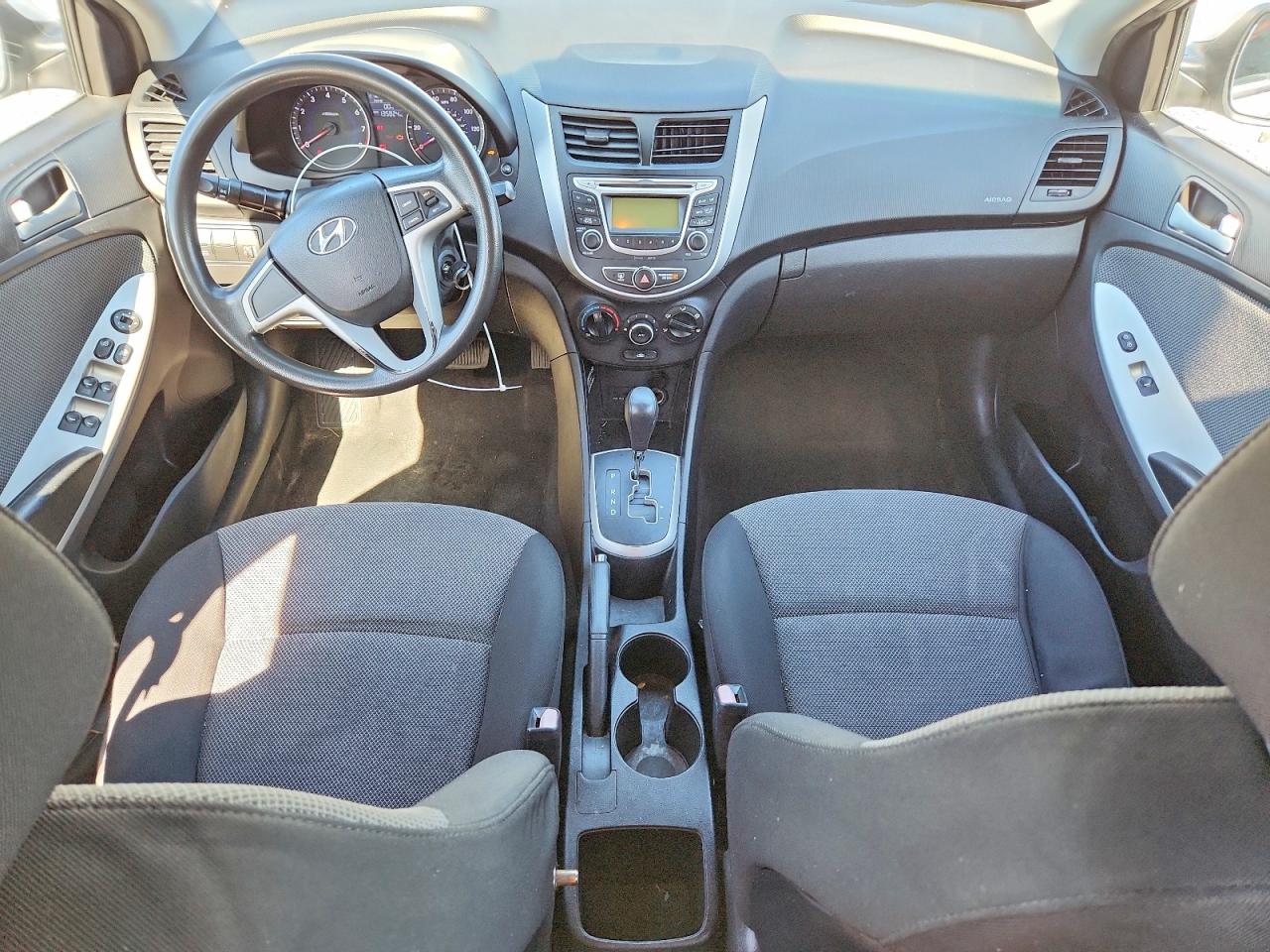 2013 Hyundai Accent Gs Серебряный vin: KMHCT5AE2DU076535