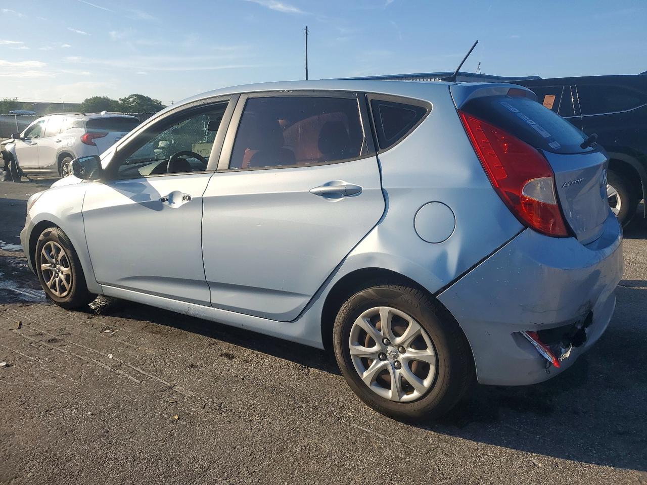 2013 Hyundai Accent Gs Blue vin: KMHCT5AE2DU106777