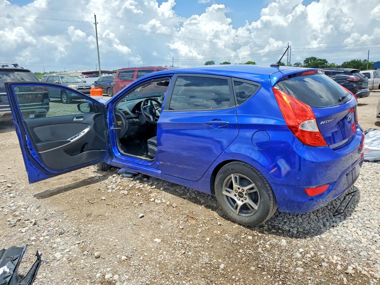2013 Hyundai Accent Gs Blue vin: KMHCT5AE2DU118878
