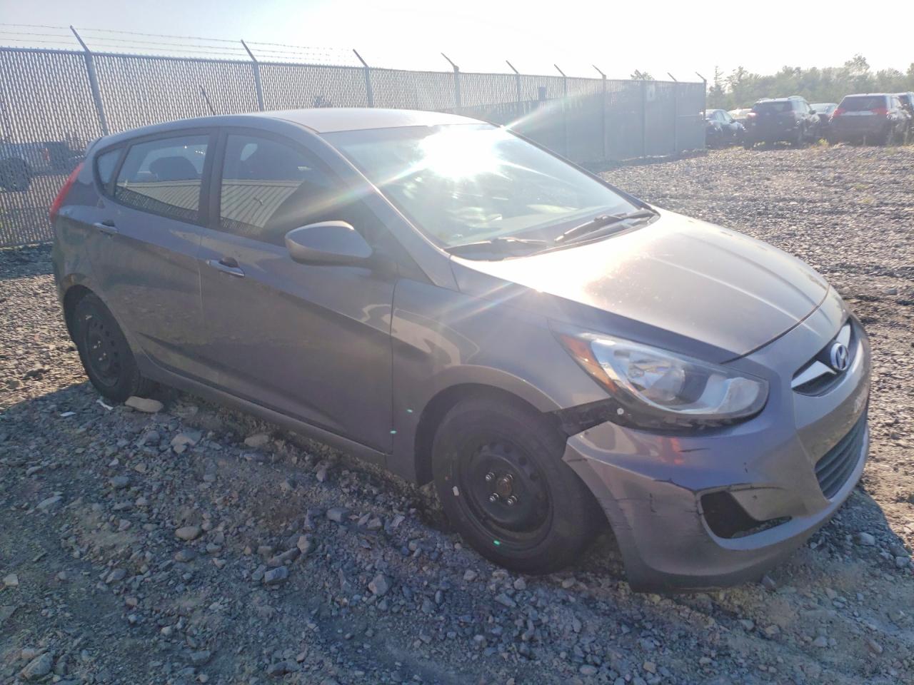 2014 Hyundai Accent Gls Gray vin: KMHCT5AE2EU176989