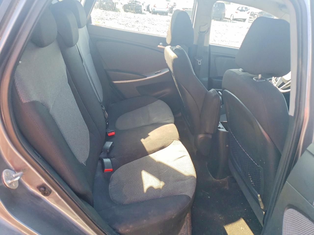 2014 Hyundai Accent Gls Gray vin: KMHCT5AE2EU176989