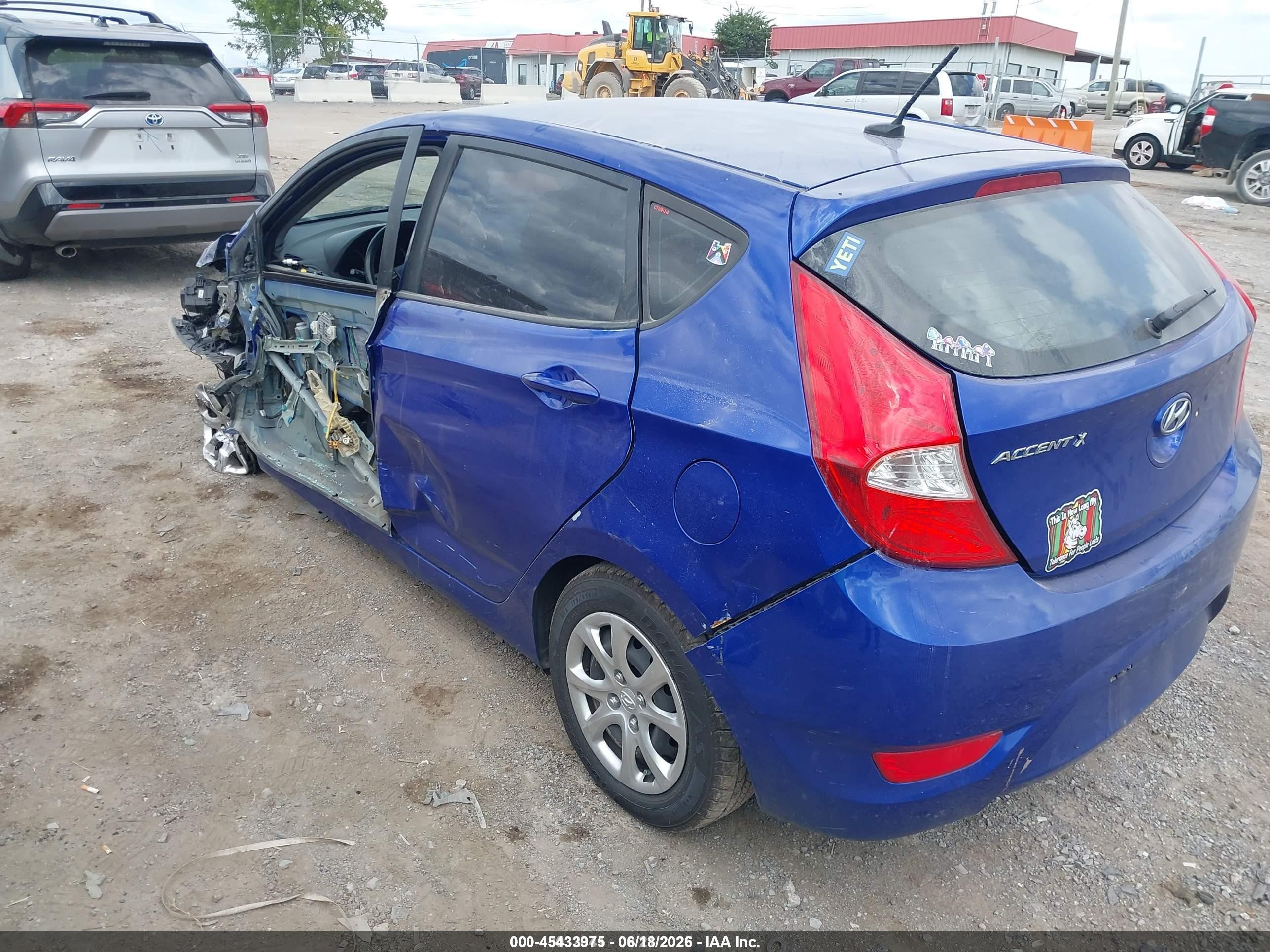 2014 Hyundai Accent Gs Blue vin: KMHCT5AE2EU182792