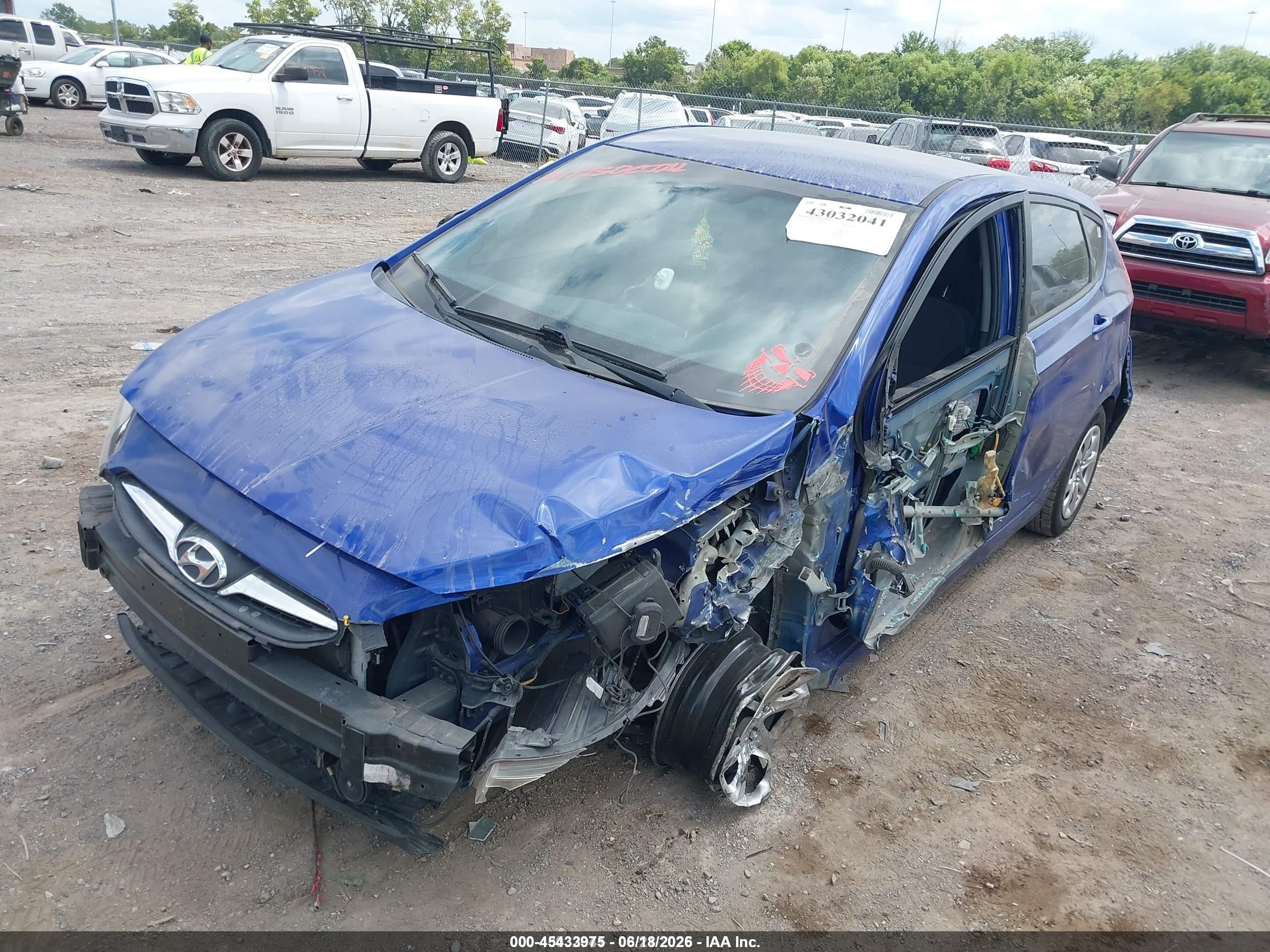 2014 Hyundai Accent Gs Blue vin: KMHCT5AE2EU182792