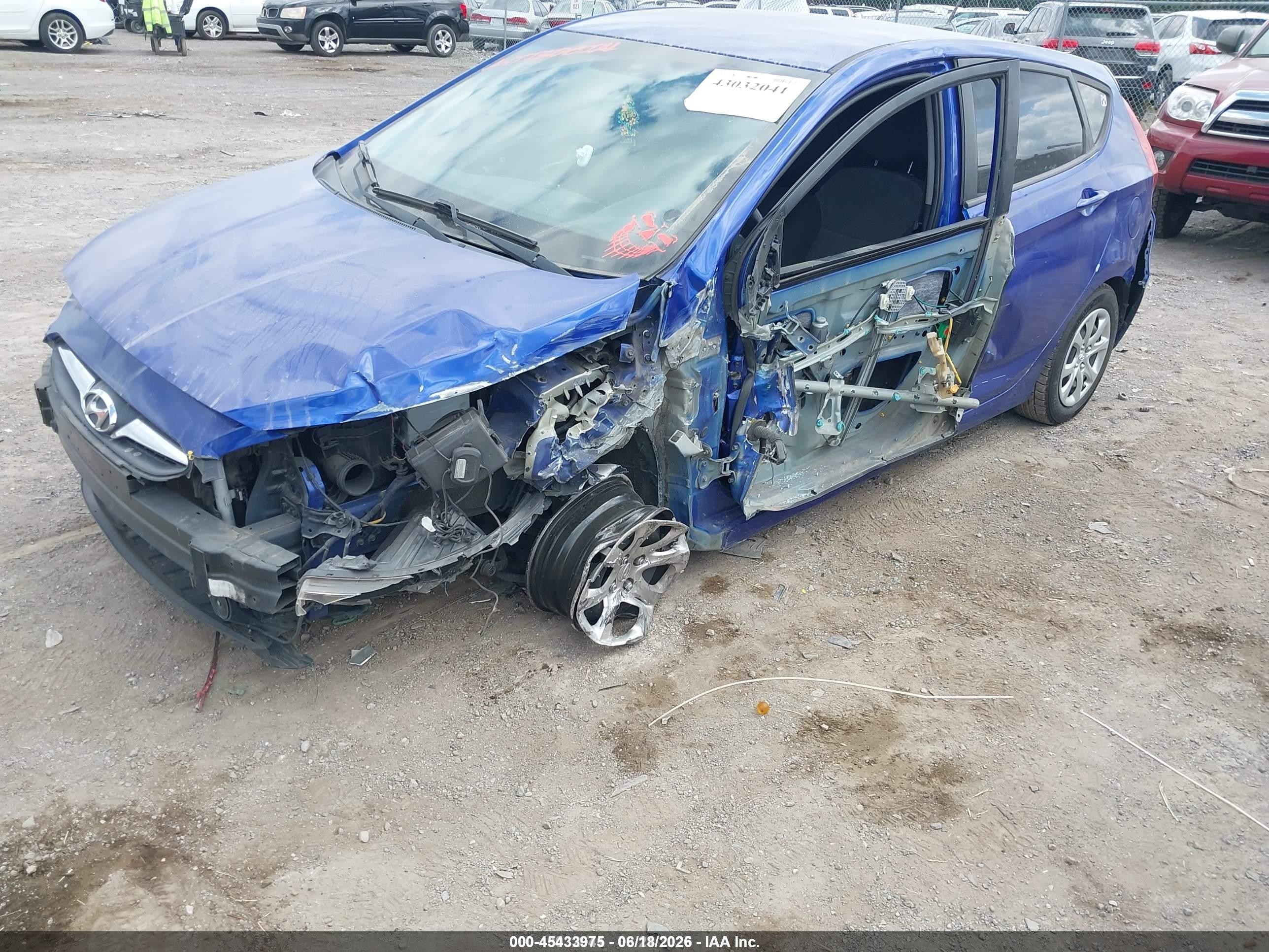 2014 Hyundai Accent Gs Blue vin: KMHCT5AE2EU182792