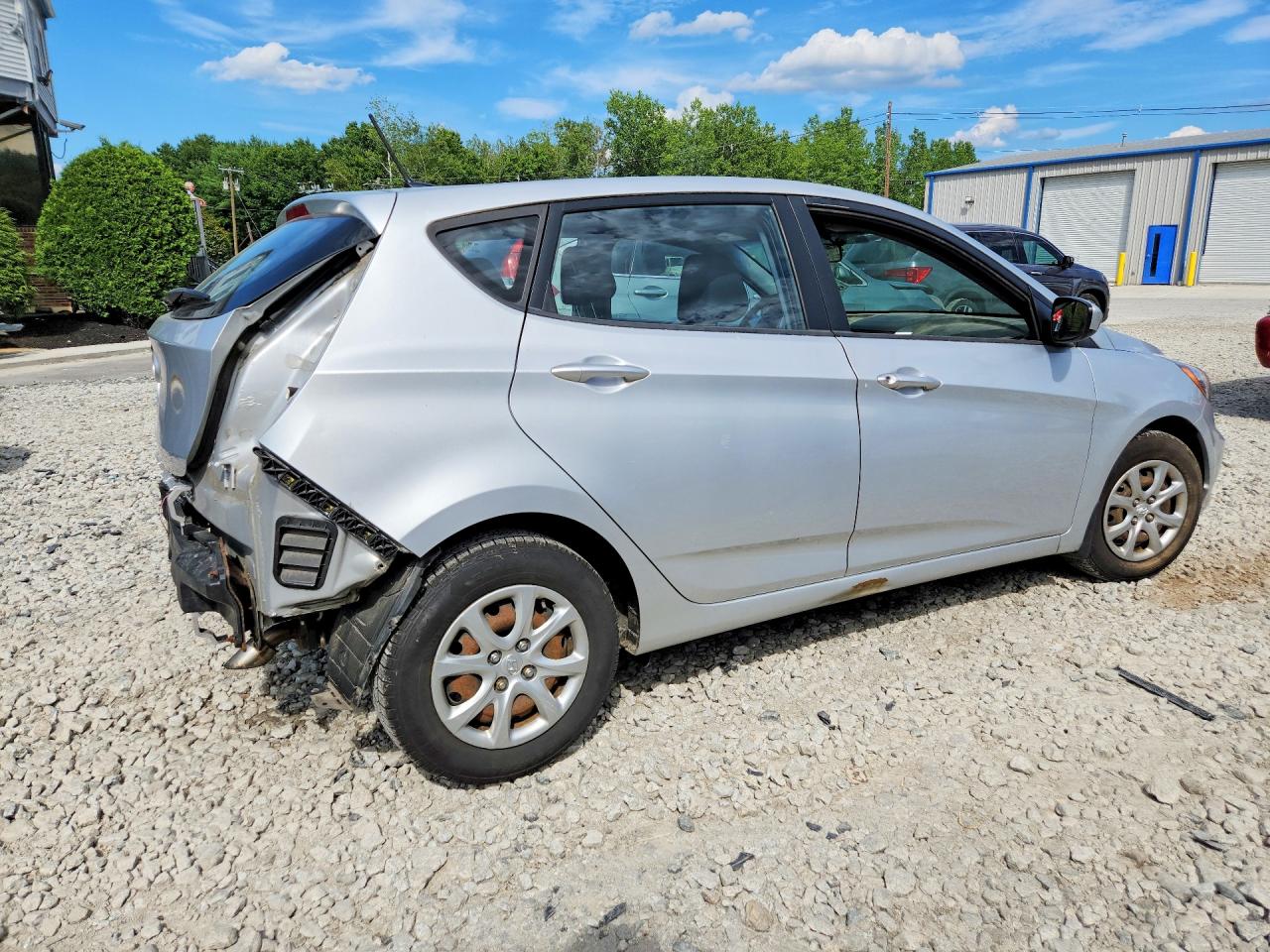 2014 Hyundai Accent Gs Silver vin: KMHCT5AE2EU189712